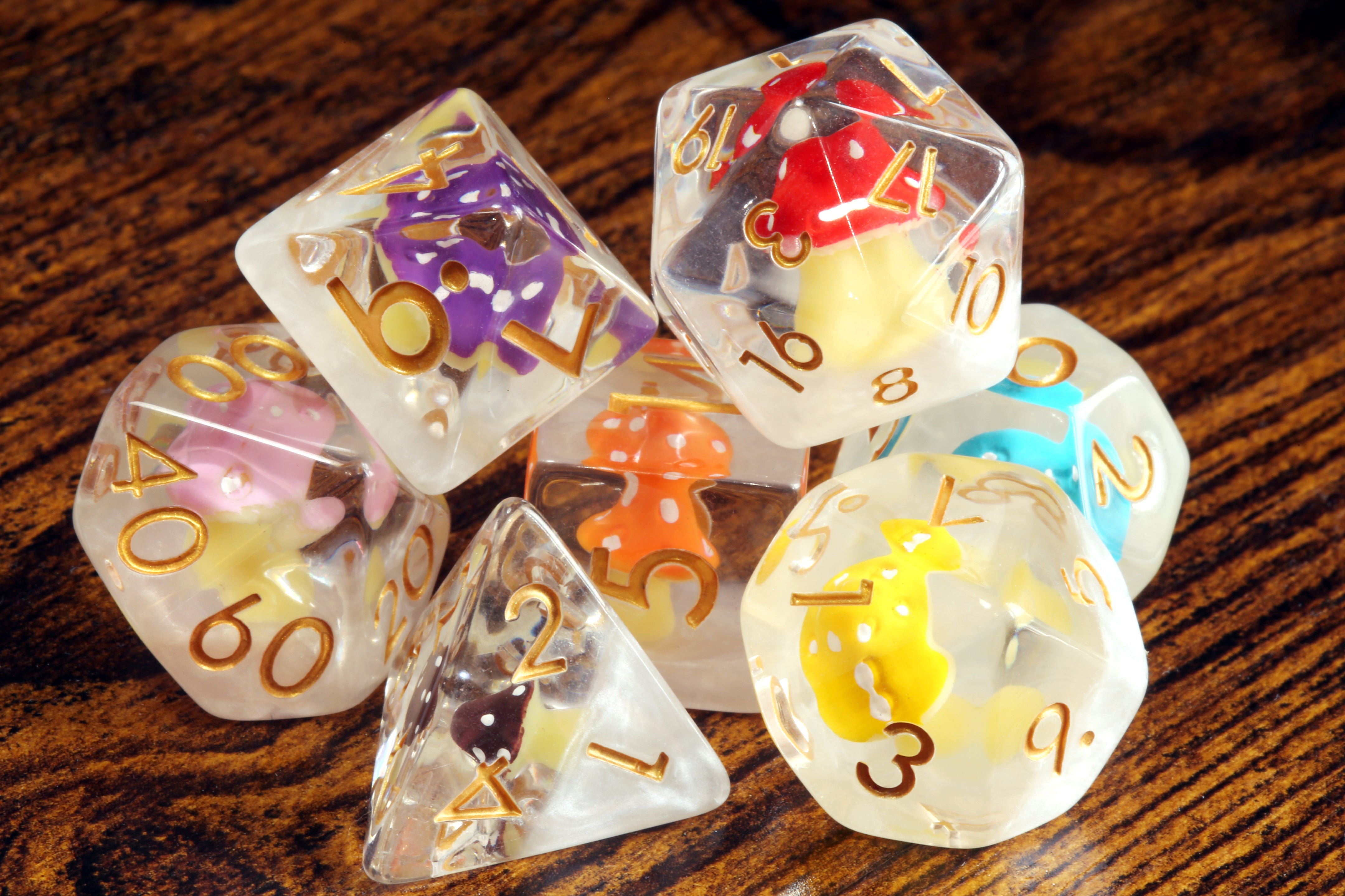 Rainbow Colorshroom dice set - Multicolor Mushroom dice - The Wizard's Vault