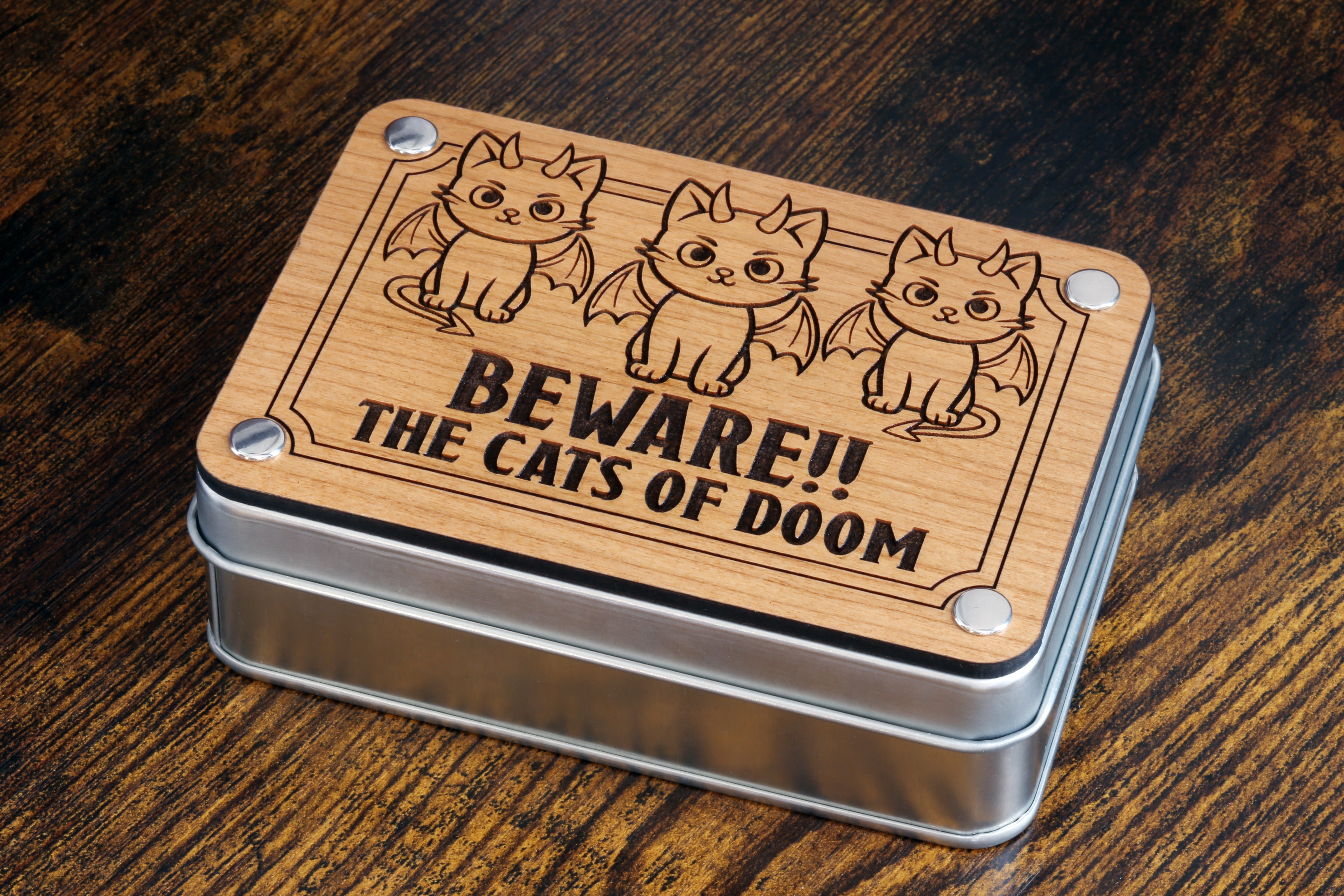 Beware !! The cats of doom dice set with metal box - The Wizard's Vault