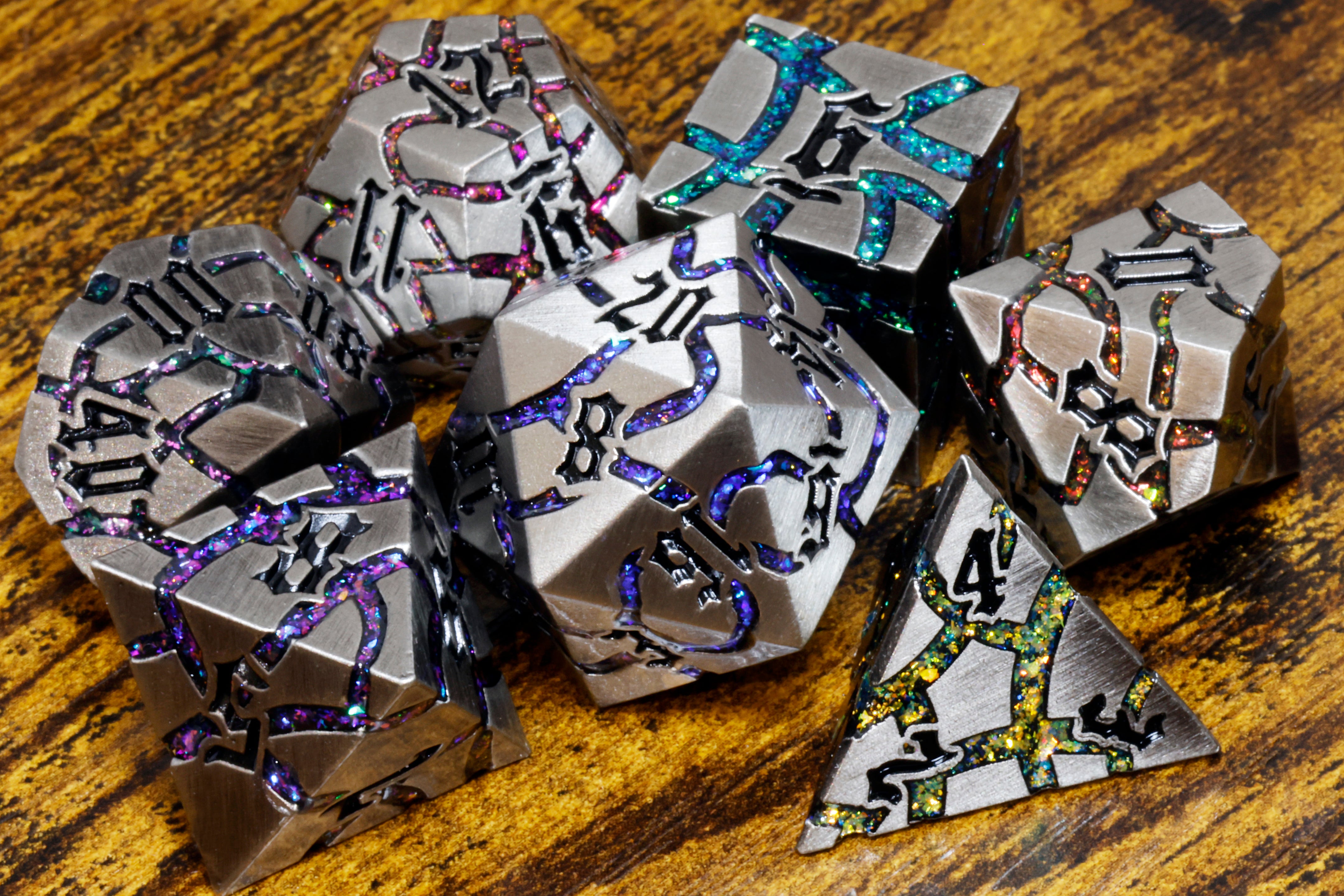 Mana Matrix Metal Dice set - Multicolor Cracks & Silver Finish - The Wizard's Vault