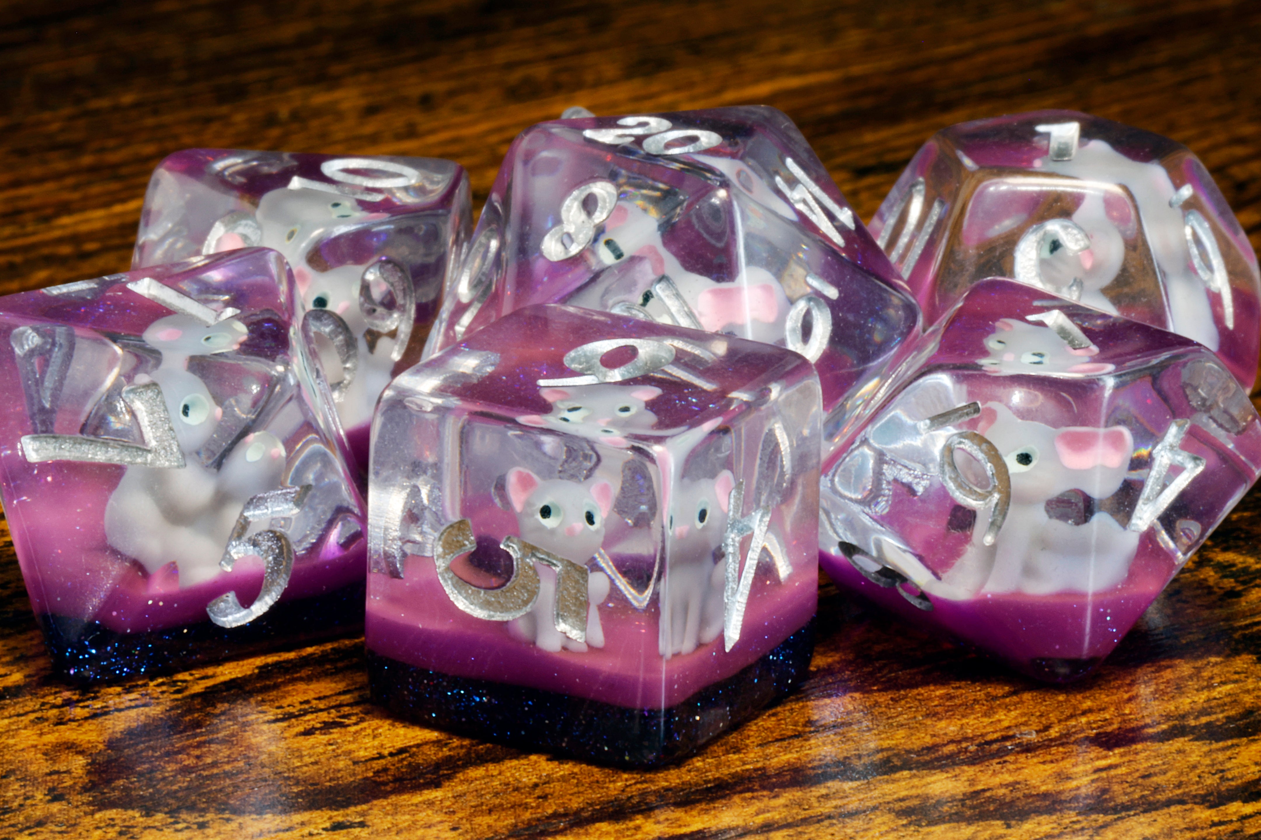 Lucky Whiskers dice set with light grey cats - The Wizard's Vault