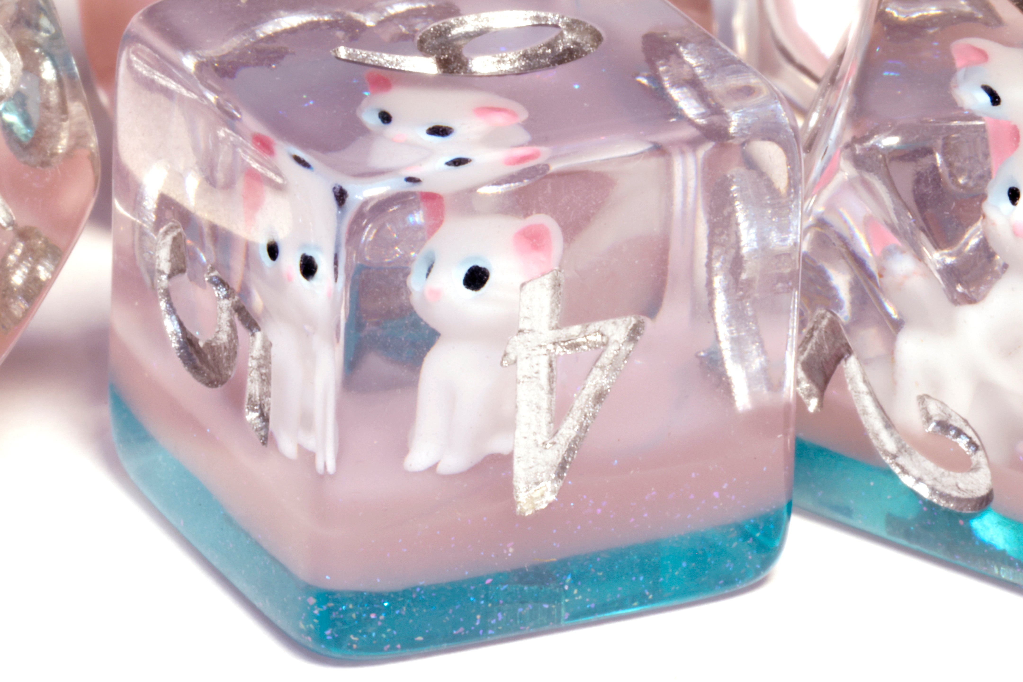 Lucky Whiskers dice set with white cats - The Wizard's Vault