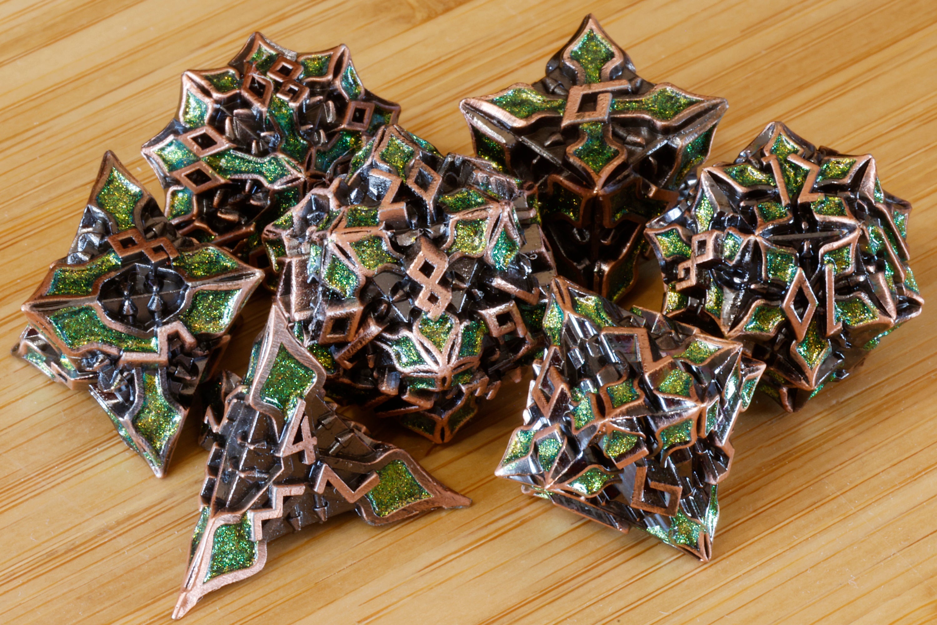 Runecraft dice set - Green mica - Copper Metal - The Wizard's Vault