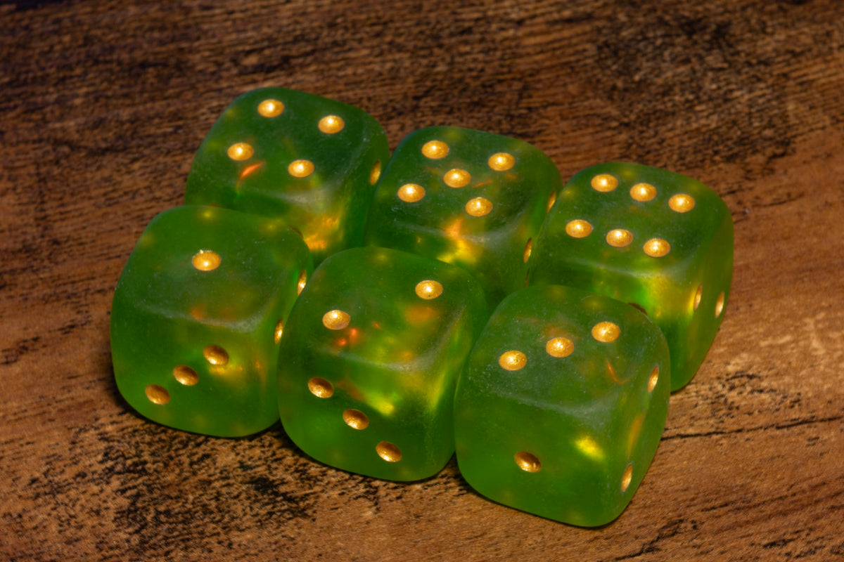 Moss Opal Six-Sided PIP Dice – Frosted Green with Gold Pips