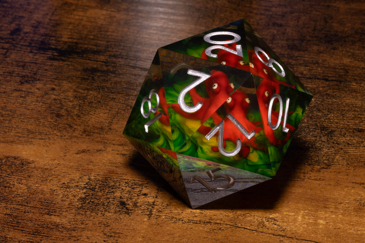 Reef Kraken Gargantuan D20 – 55mm Chonk D20 with Red Octopus Inclusion