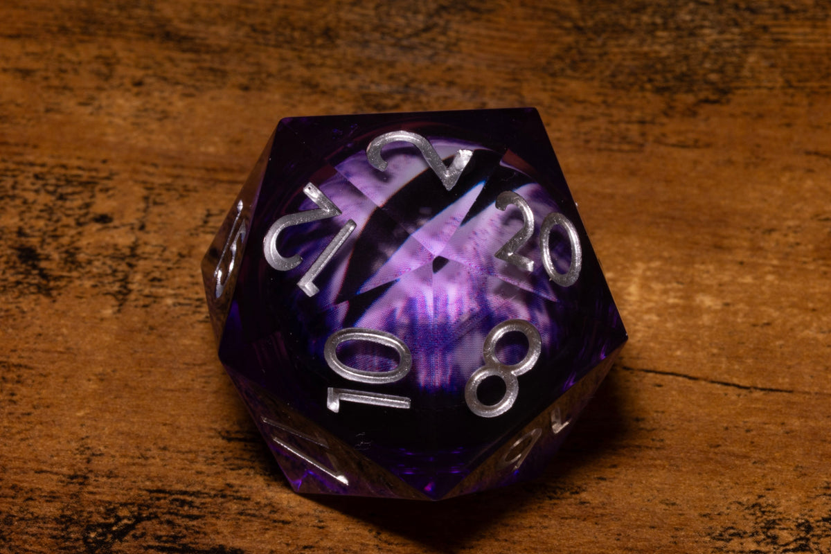 Amethyst Dragon Eye Liquid Core Oversized D20 – Extra Large D20 with Purple Moving Eye