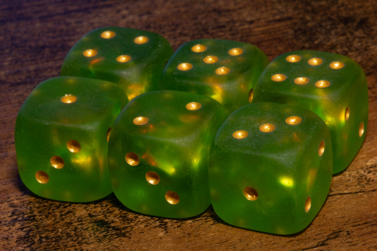 Moss Opal Six-Sided PIP Dice – Frosted Green with Gold Pips