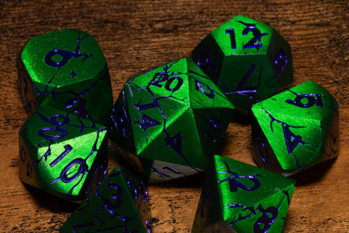 Meteor Shard 7-Piece Metal Dice Set – Green with Purple Numbers