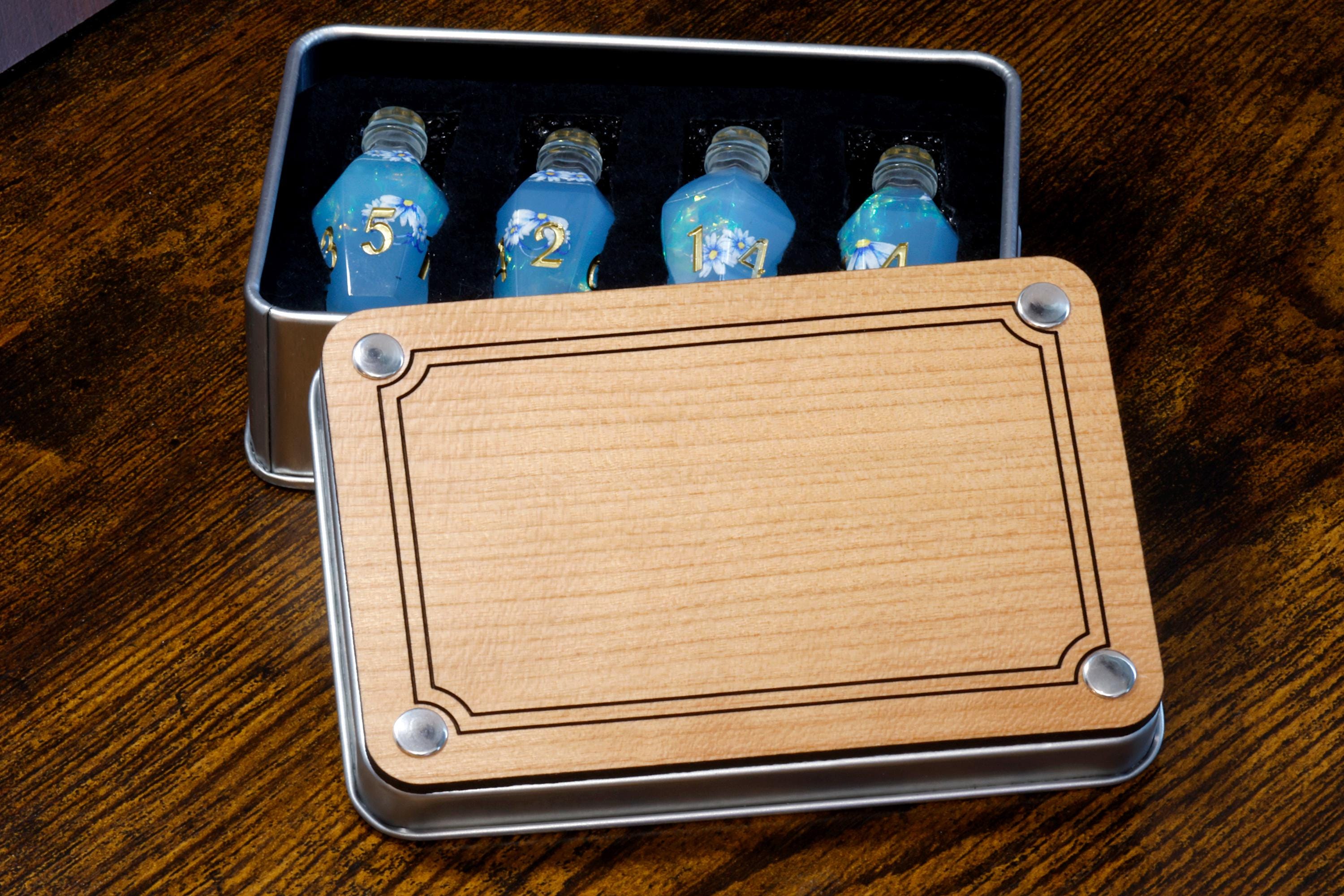 Celestial Daisies D6 Potion Dice - Sharp-Edged Floral - The Wizard's Vault