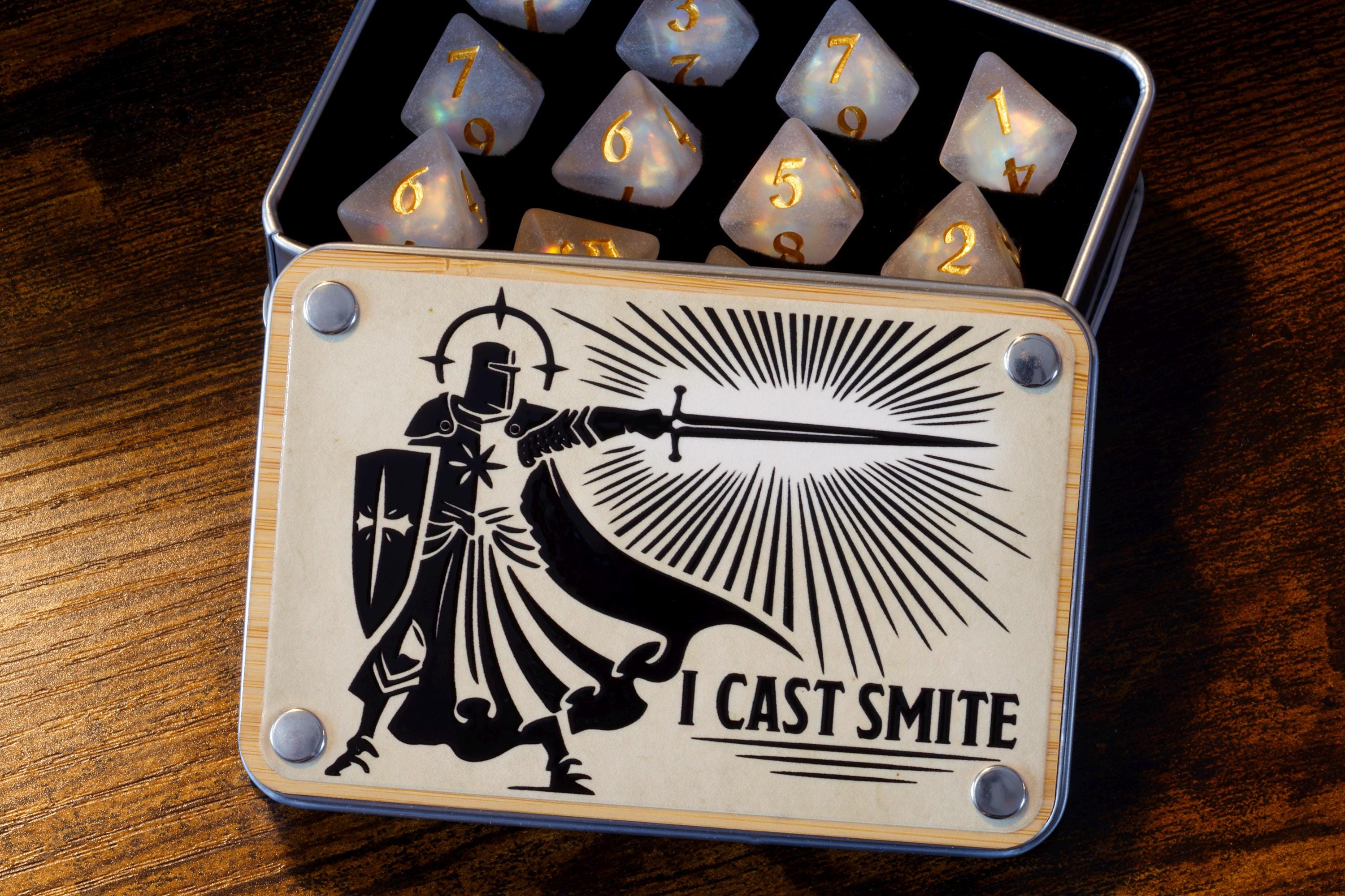 Paladin Smite D8 Dice Set and Decorative Box