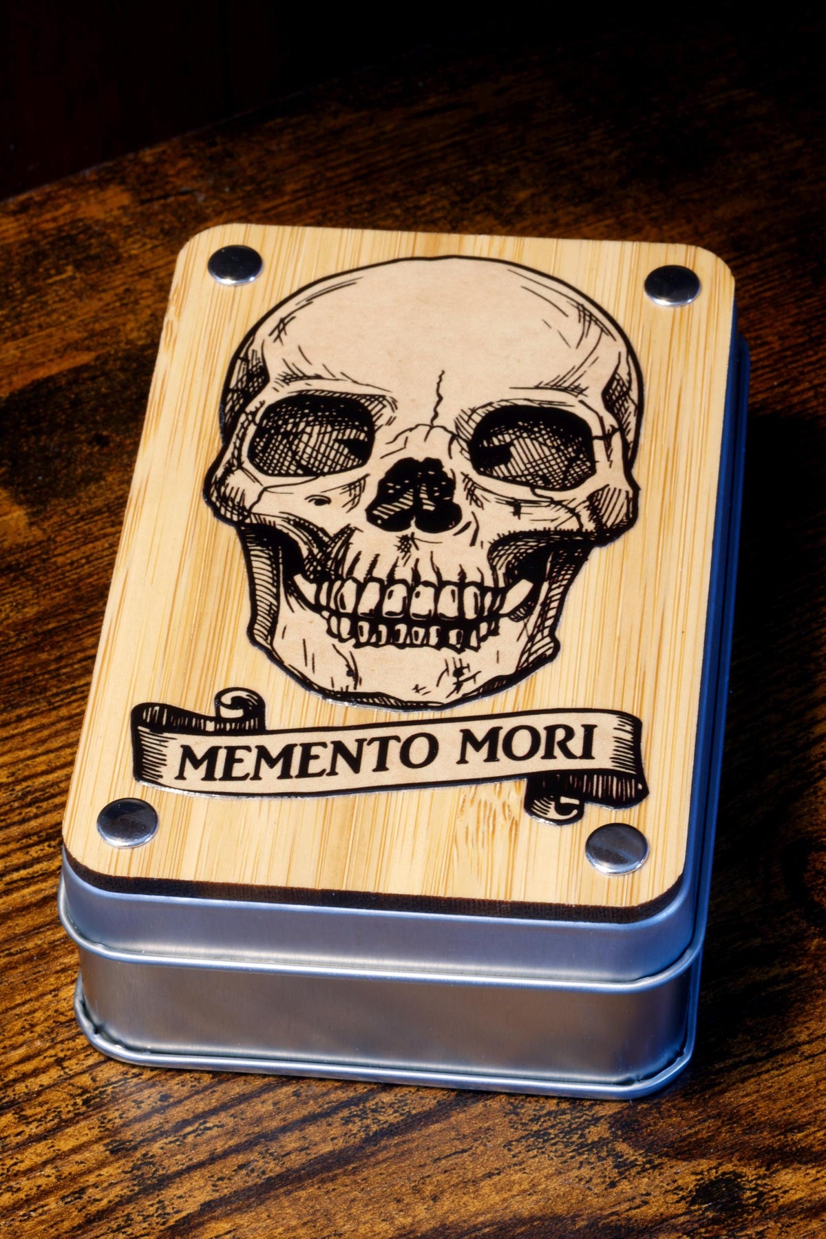 Memento Mori Dice Box & Skull Dice Set - The Wizard's Vault