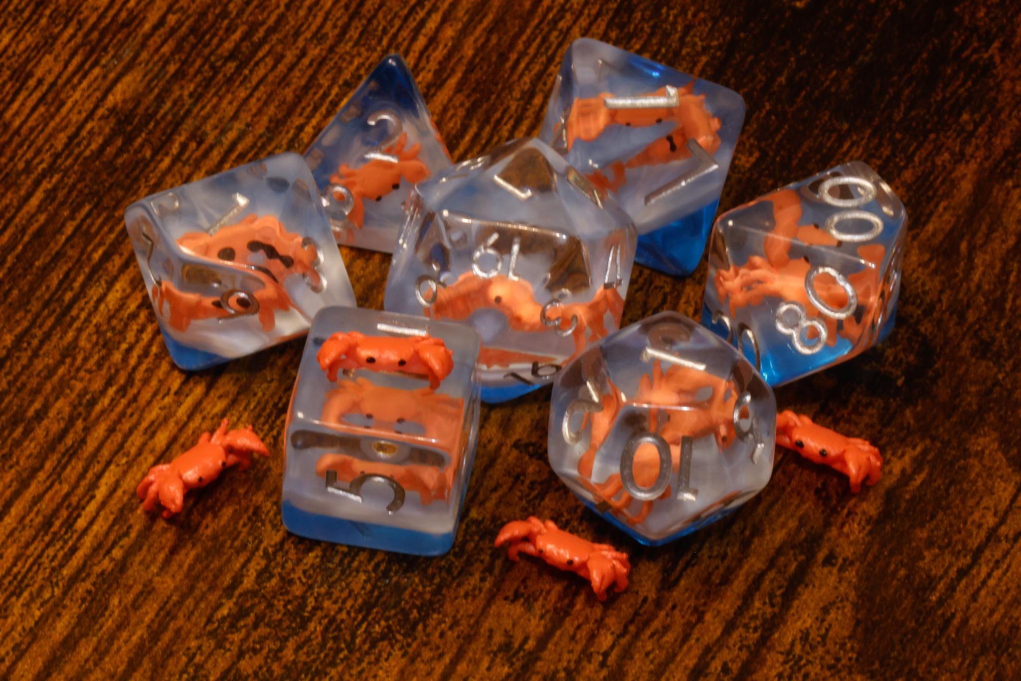 Crab Dice Set & Box – Crab Inclusions