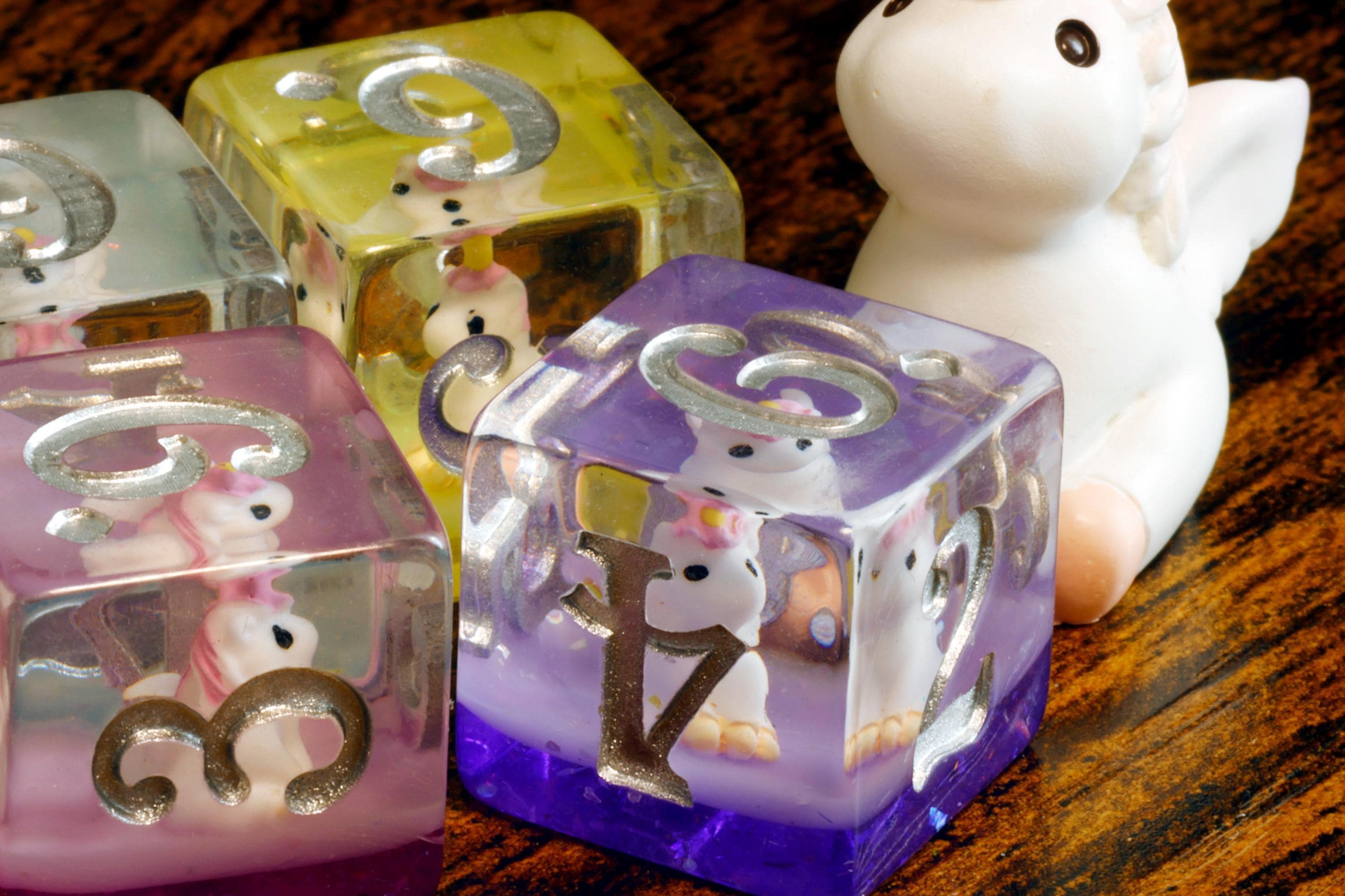 Rainbow Unicorn D6 Dice Set - Unicorn Inside