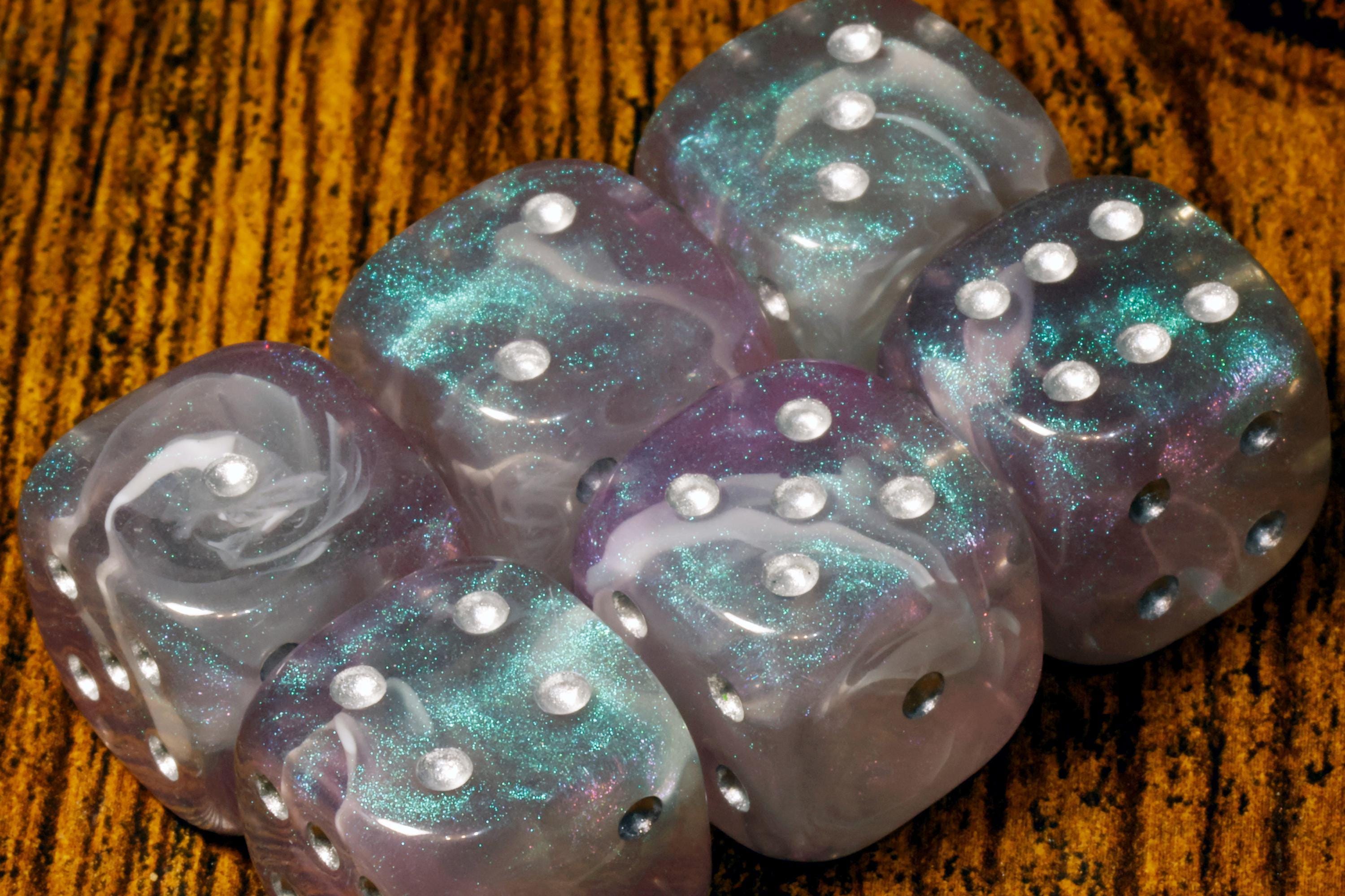 Nightstorm Opal Pip D6 Dice Set - Iridescent Blue & Purple