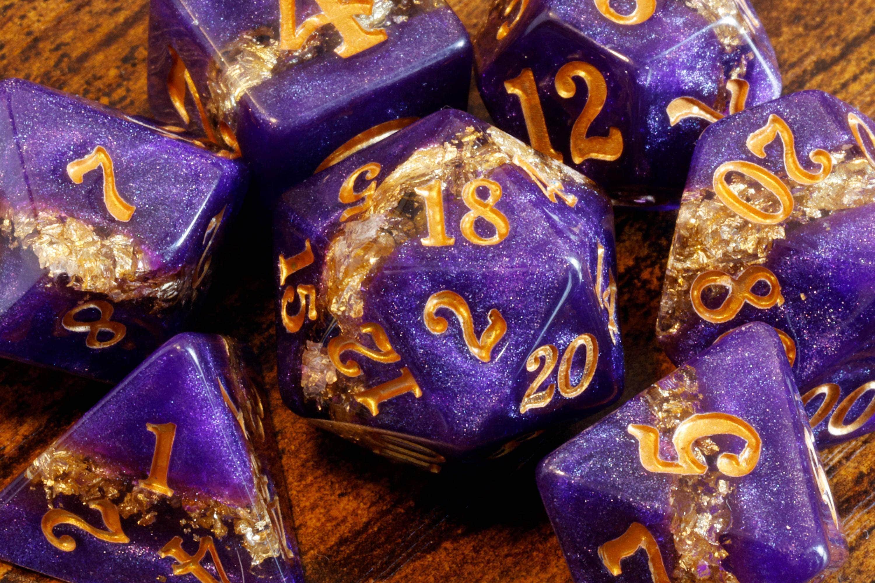 Gilded Amethyst Dice Set