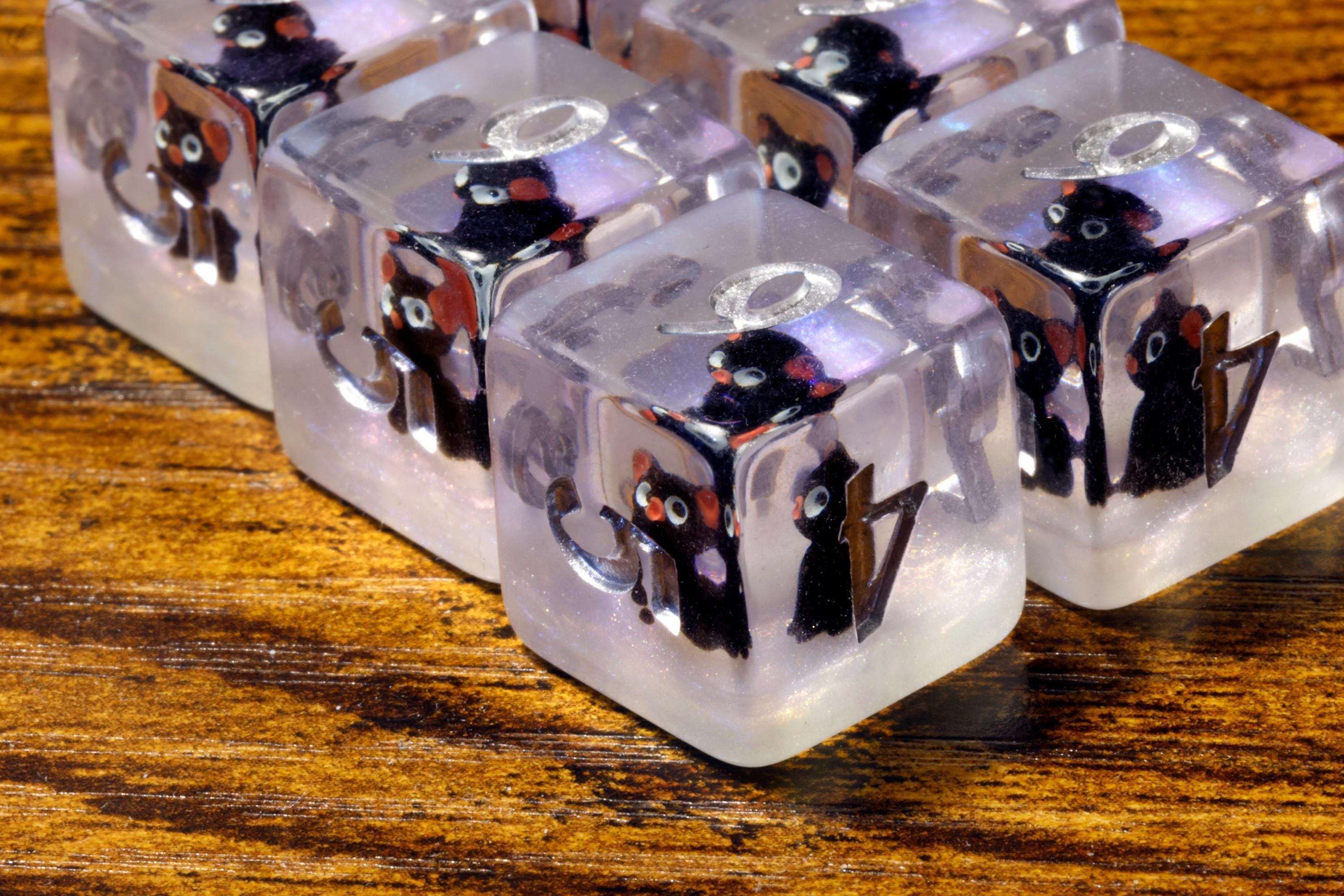 Black Cat D6 Dice – Black Cat Inclusions