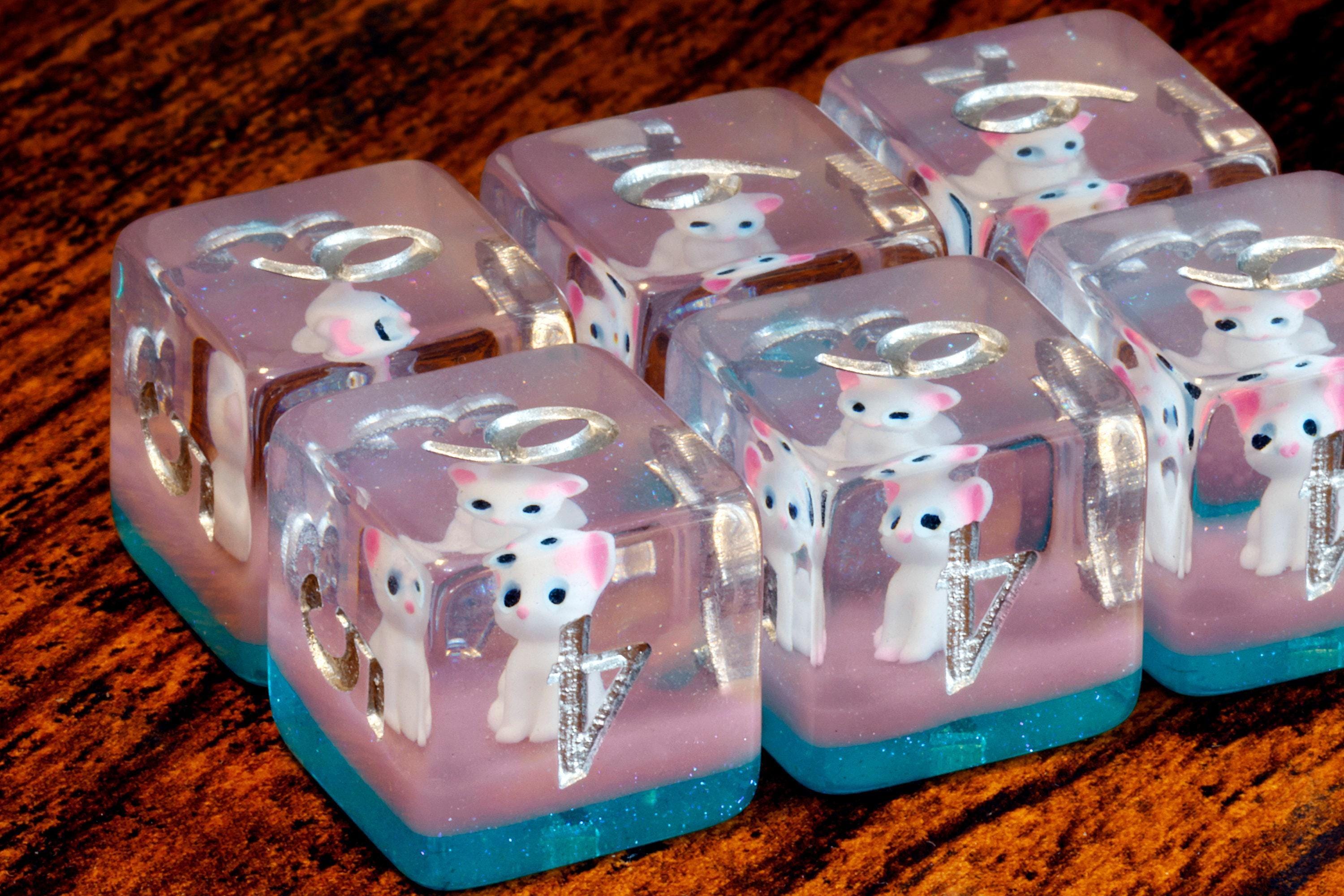 White Cat D6 dice