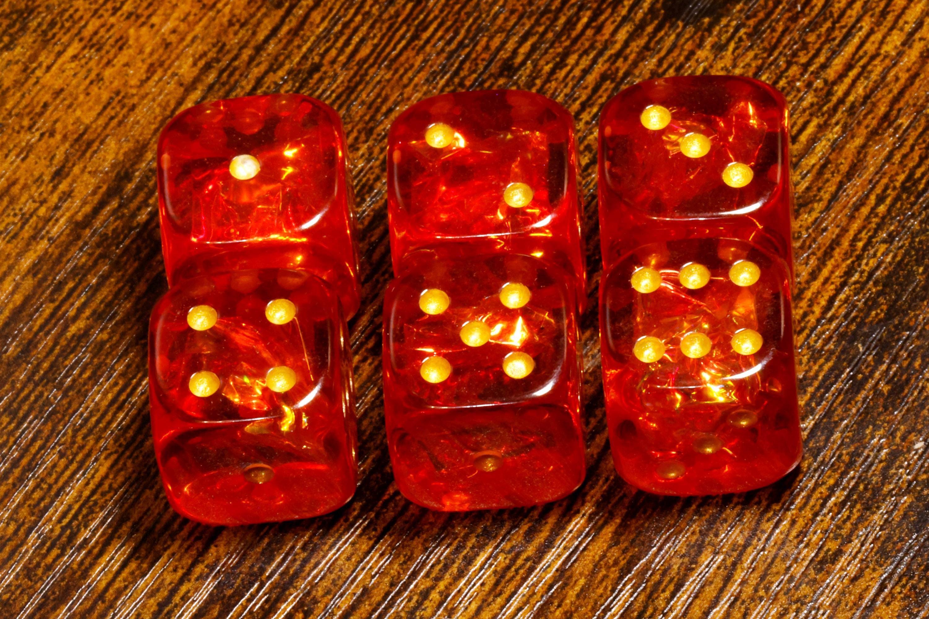 Fire Opal Pip D6 Dice Set - Red Holographic