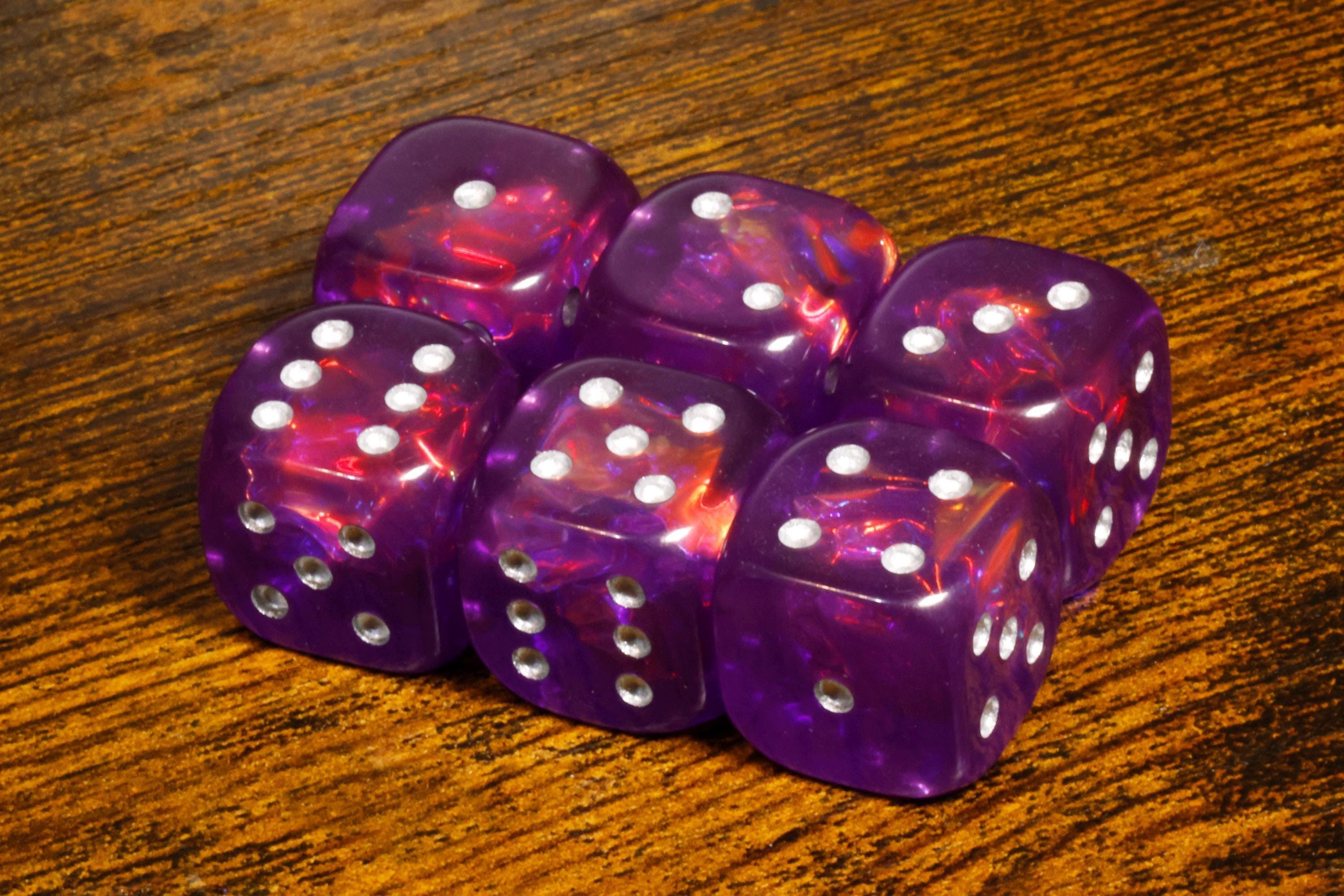 Eldritch Opal Pip D6 Dice Set - Purple Holographic