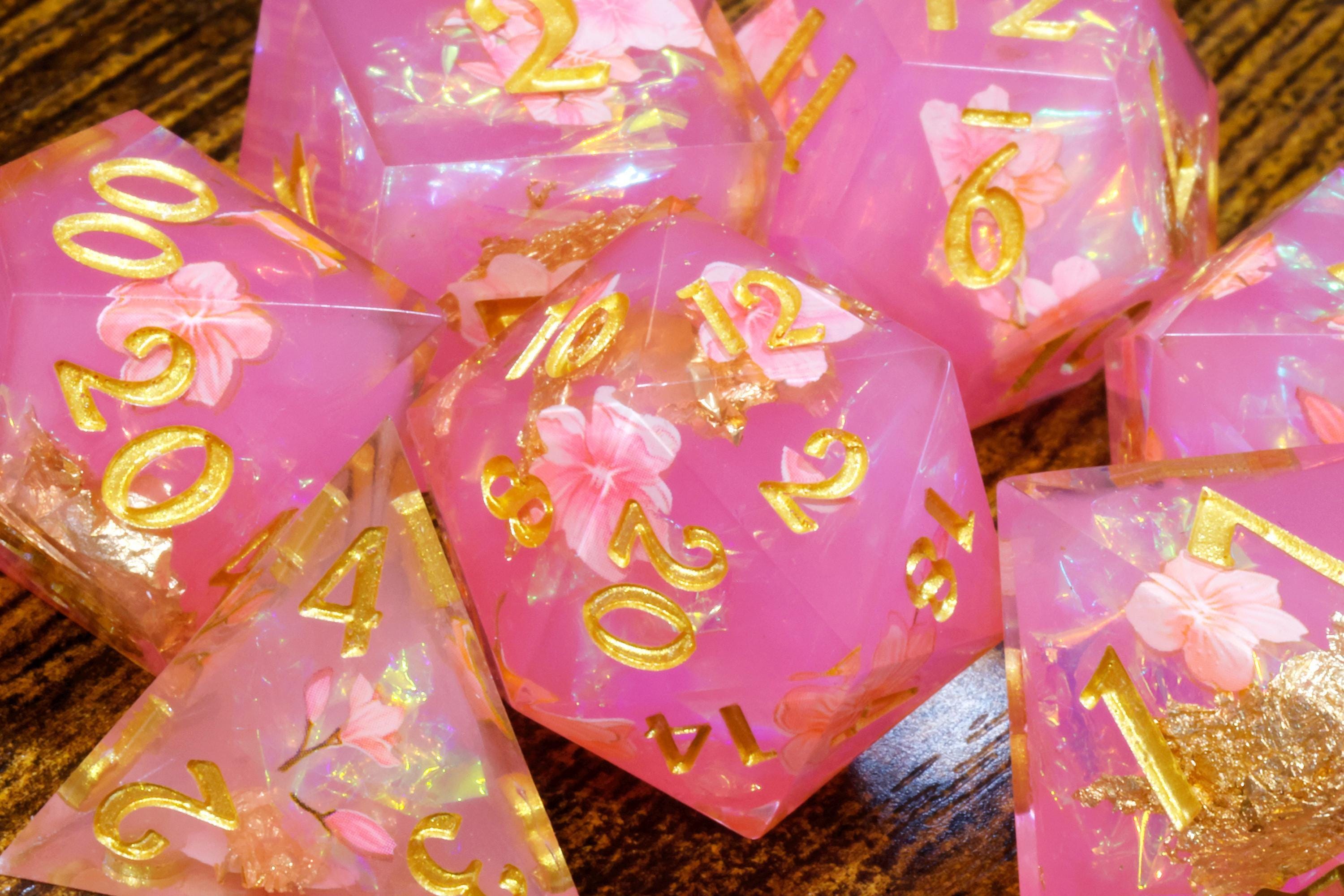 Hibiscus Dream 7-Piece Dice Set -Sharp Edge floral Dice Set, perfect – Pink, Holographic Foil, Sharp Edge