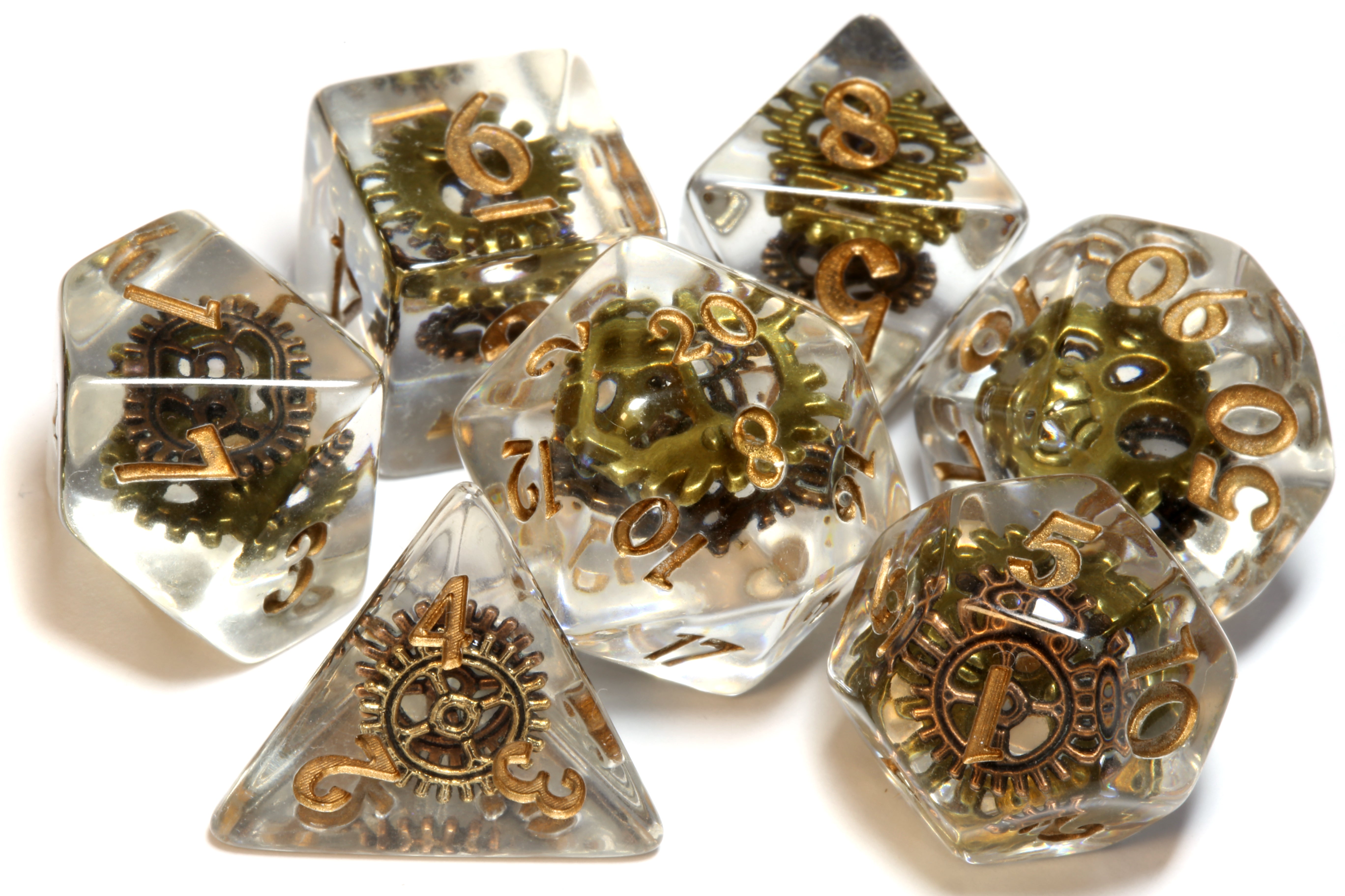 Gnome Tinkerer - Dice with gears in clear resin - The Wizard's Vault