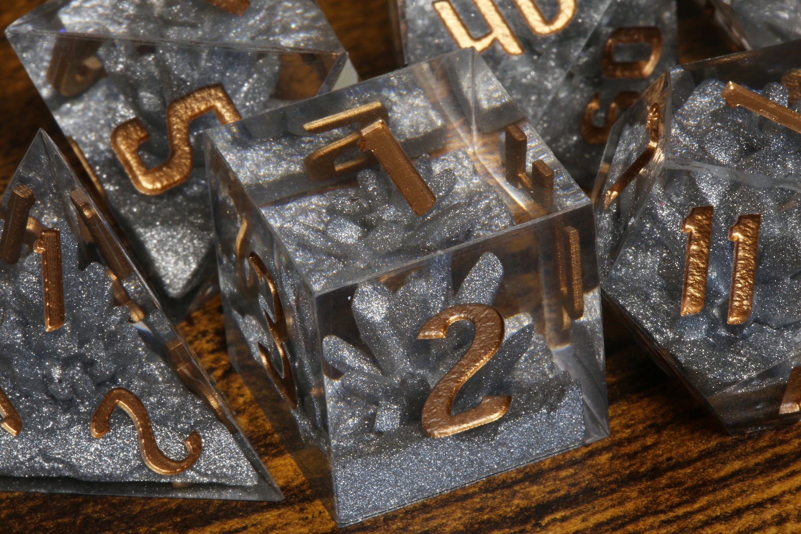 Mithral Cluster dice set - Sharp edge dice set with silver crystal cluster - The Wizard's Vault