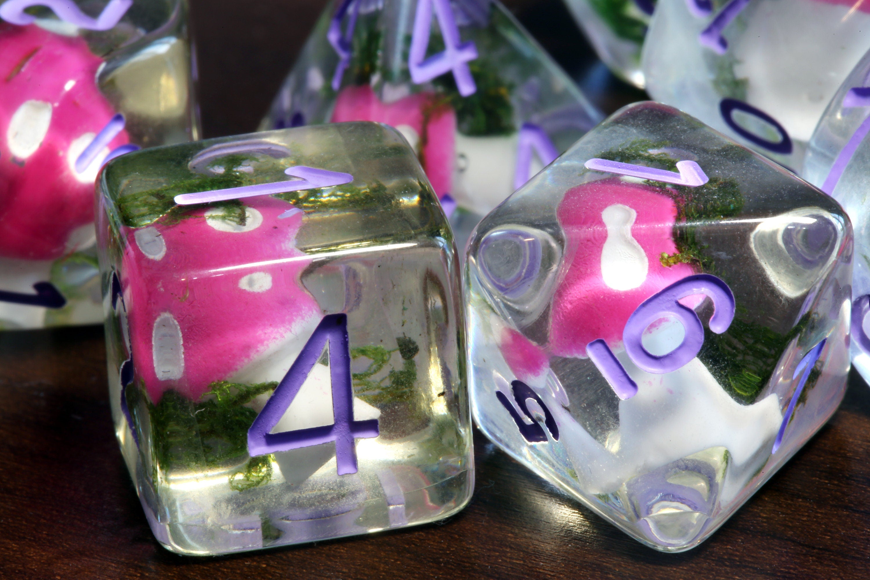 Feywild Toadstool dice set - Mushroom and Moss - The Wizard's Vault