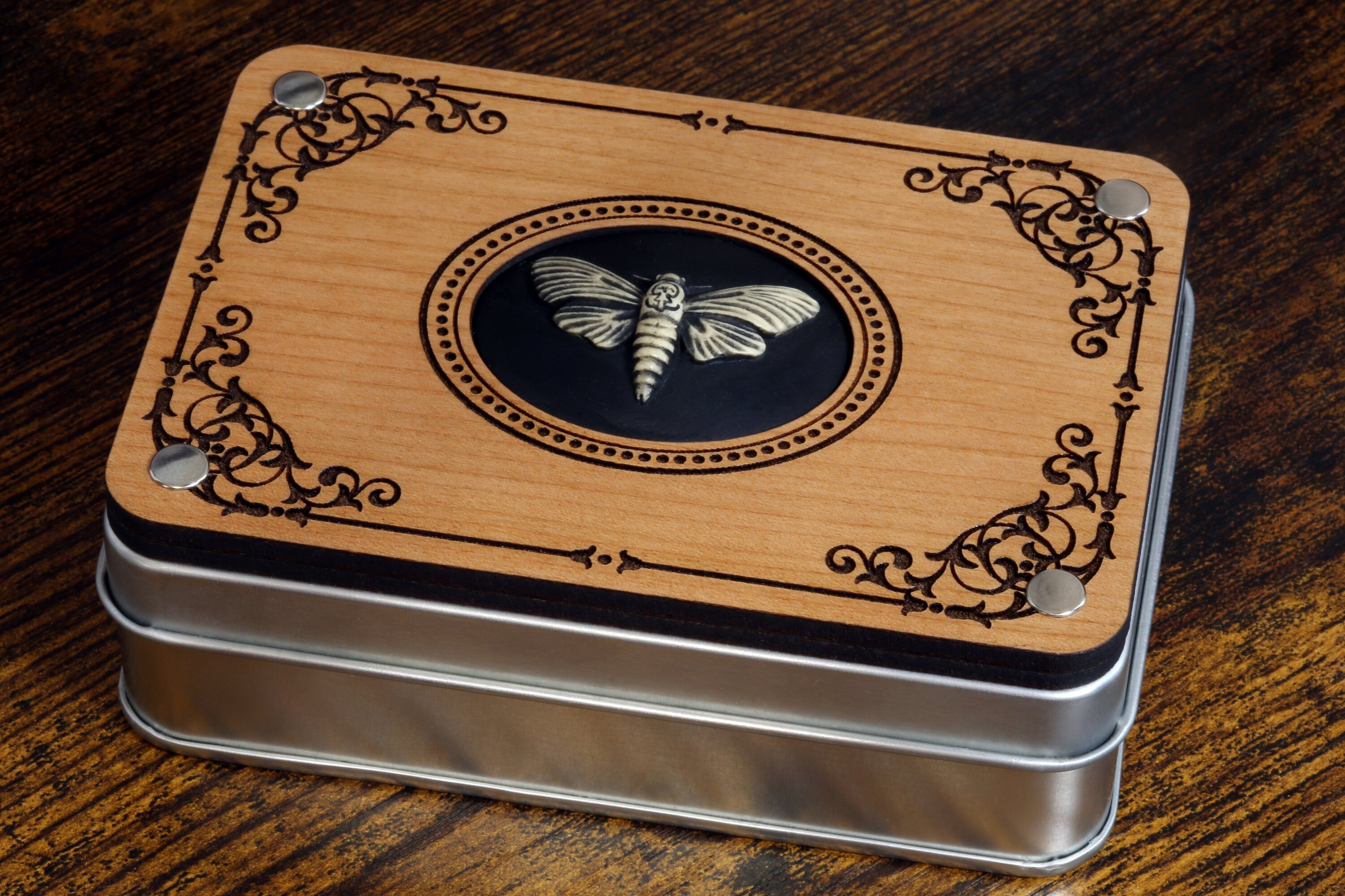Death Moth Dice Box and Mystic Soul Dice Set - The Wizard's Vault