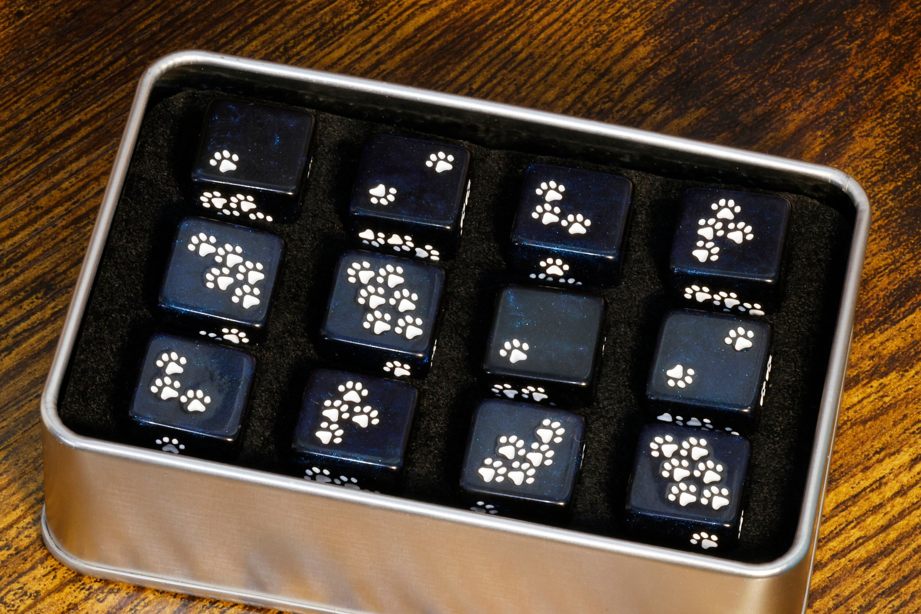 I cast Furball dice box and D6 dice - The Wizard's Vault