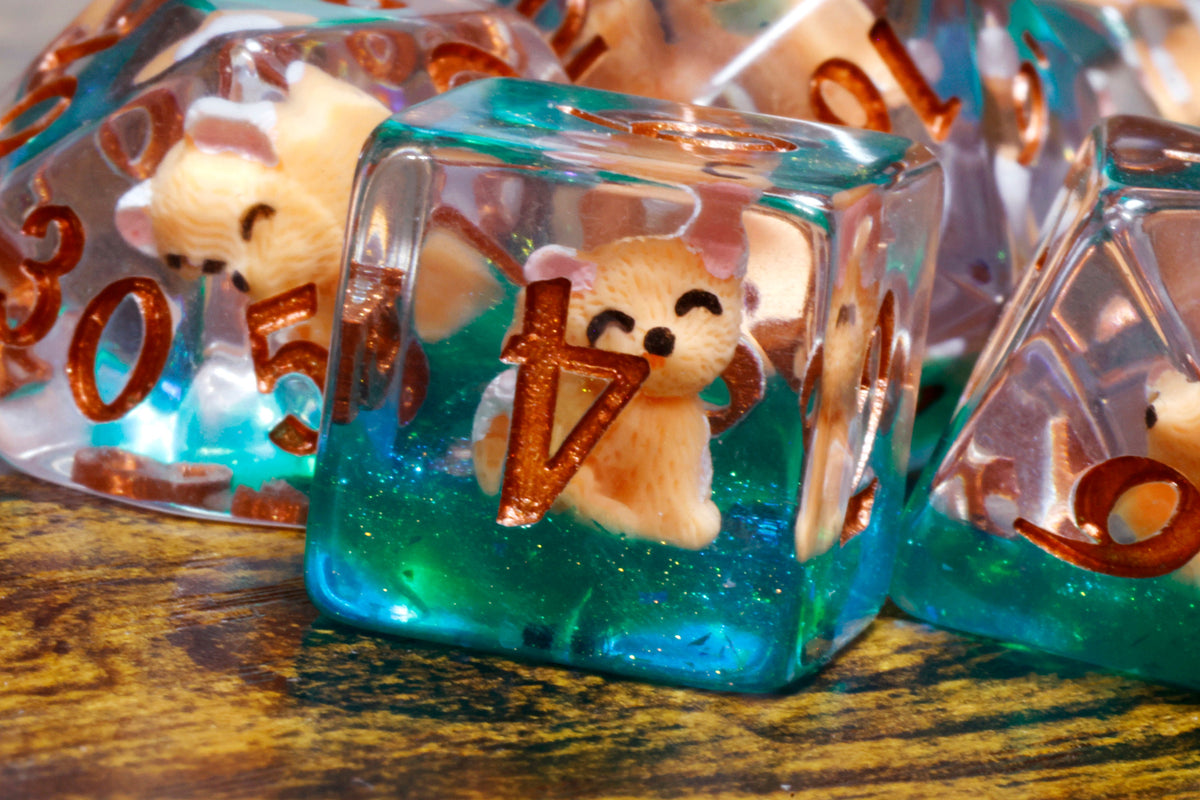 Fox Dice Set & Box – Red Fox Cubs on Green Glitter Layer