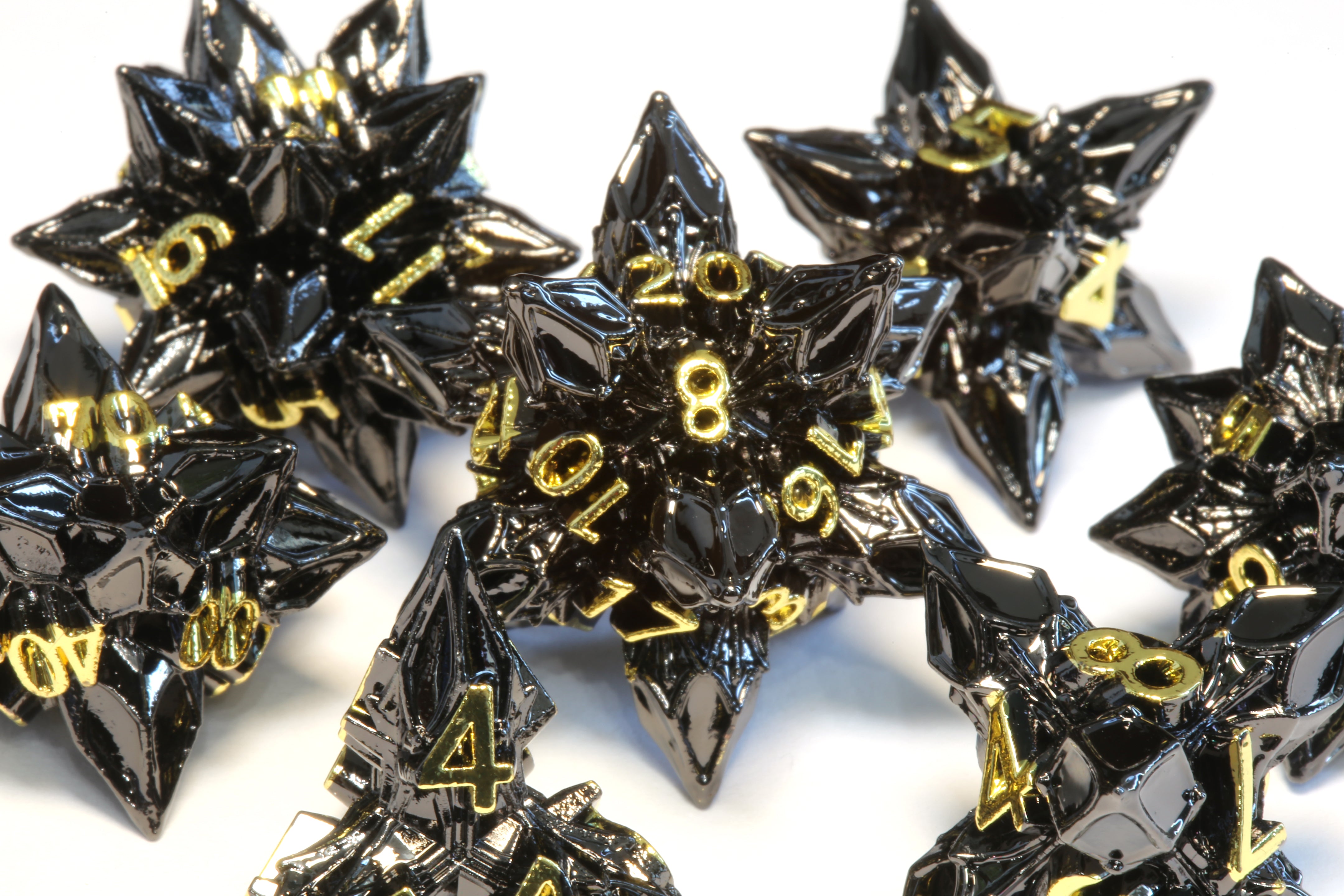 Blooming Stars Dice set - Black and gold finish