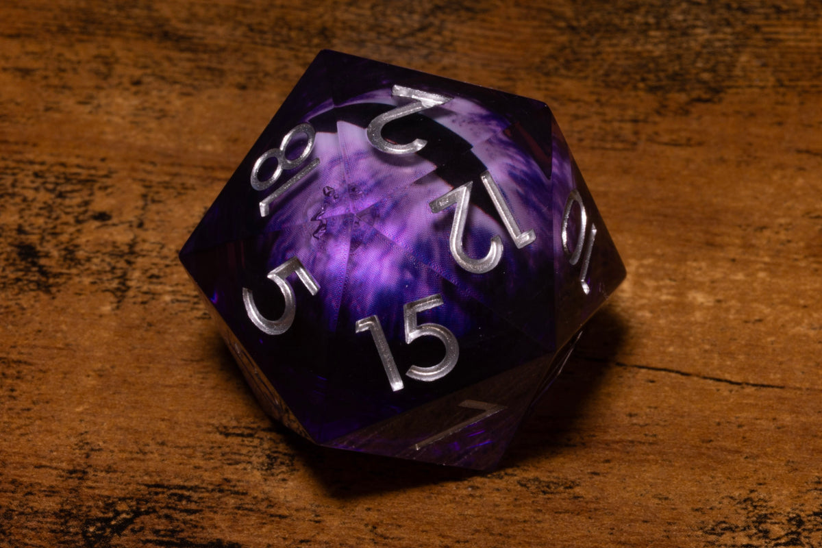 Amethyst Dragon Eye Liquid Core Oversized D20 – Extra Large D20 with Purple Moving Eye