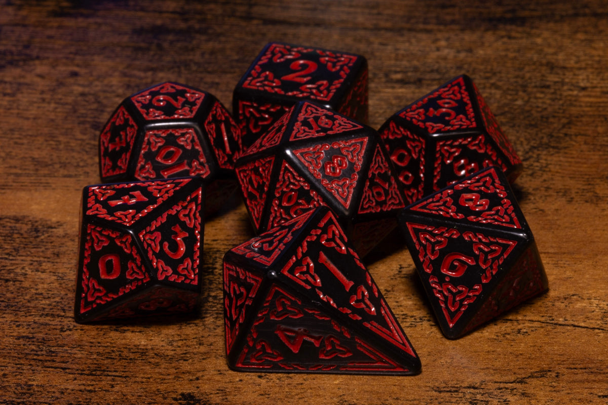 Knotwork 7-Piece Acrylic Dice Set – Black with Red Celtic Engraving