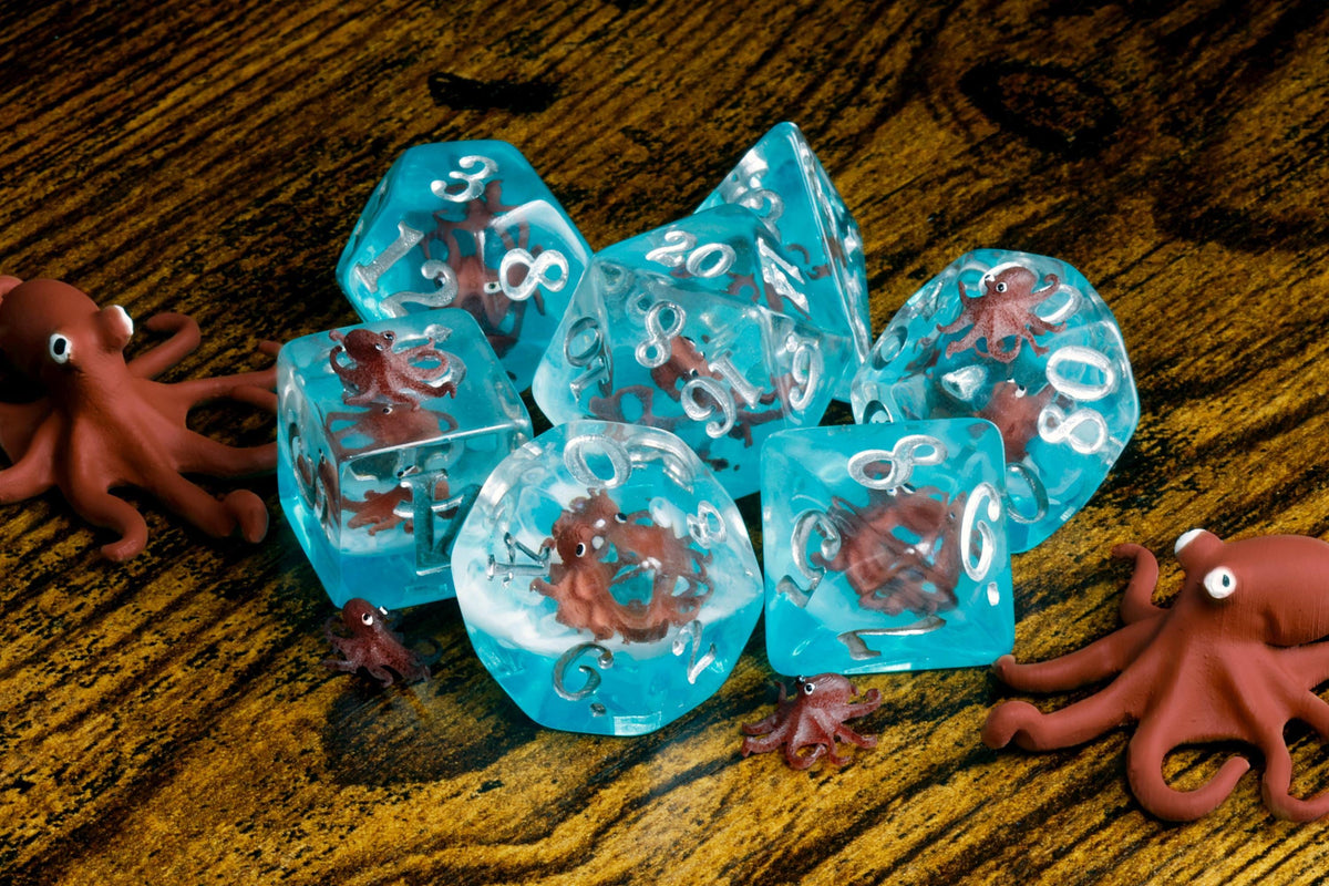Natural History Octopus Dice Box & 11-Piece Set – Octopus Inclusions on Blue Layer