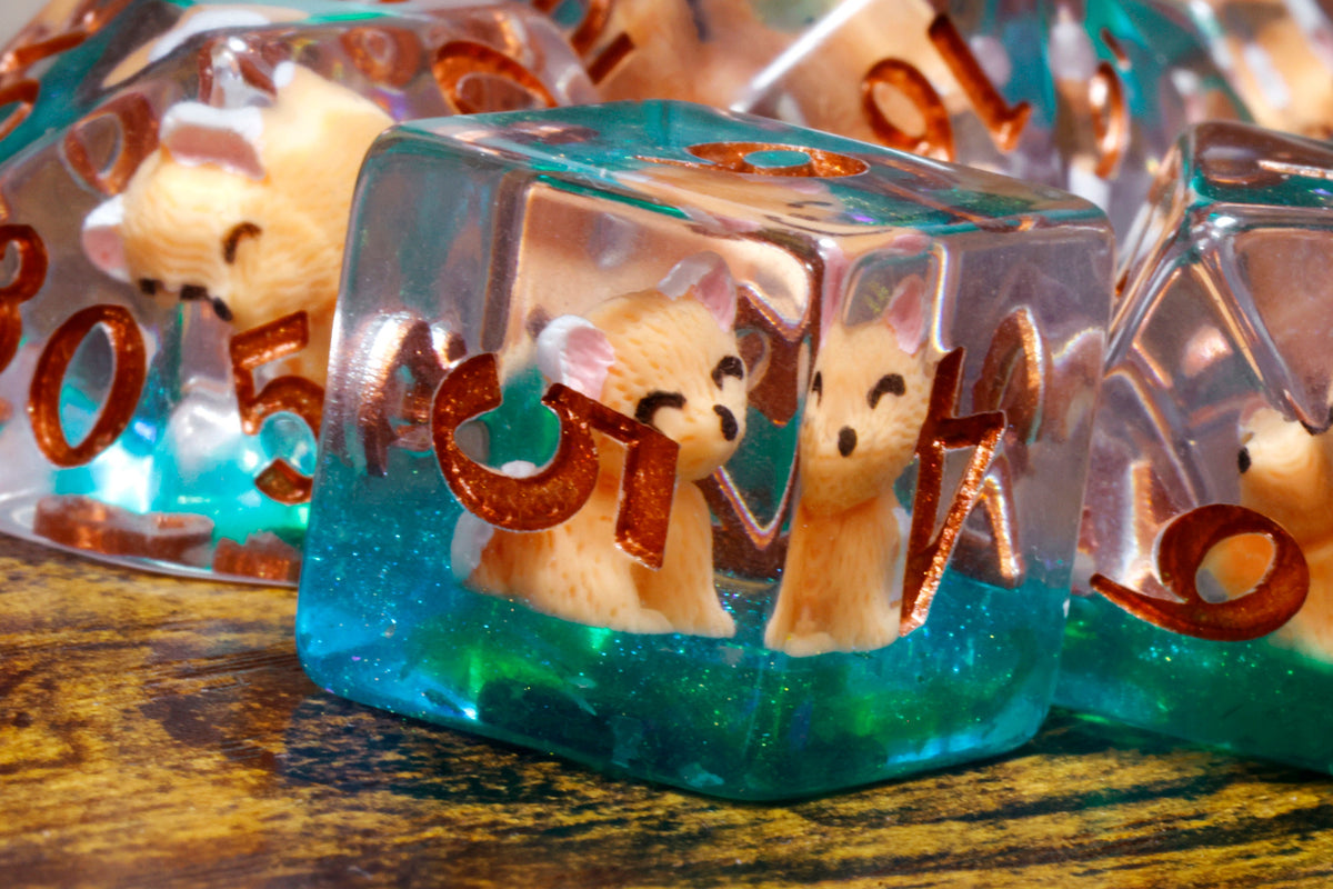 Fox Dice Set & Box – Red Fox Cubs on Green Glitter Layer
