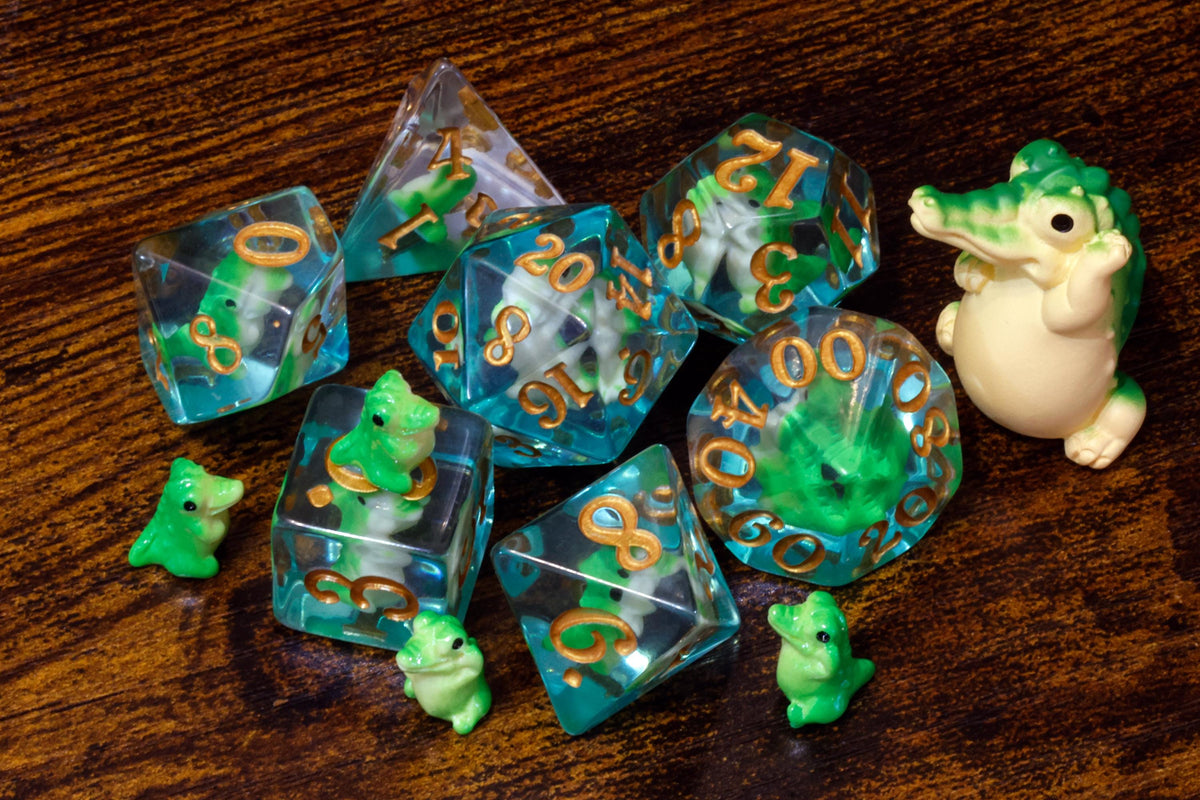 Crocodile Dice Set & Box – Green Crocodile Inclusions