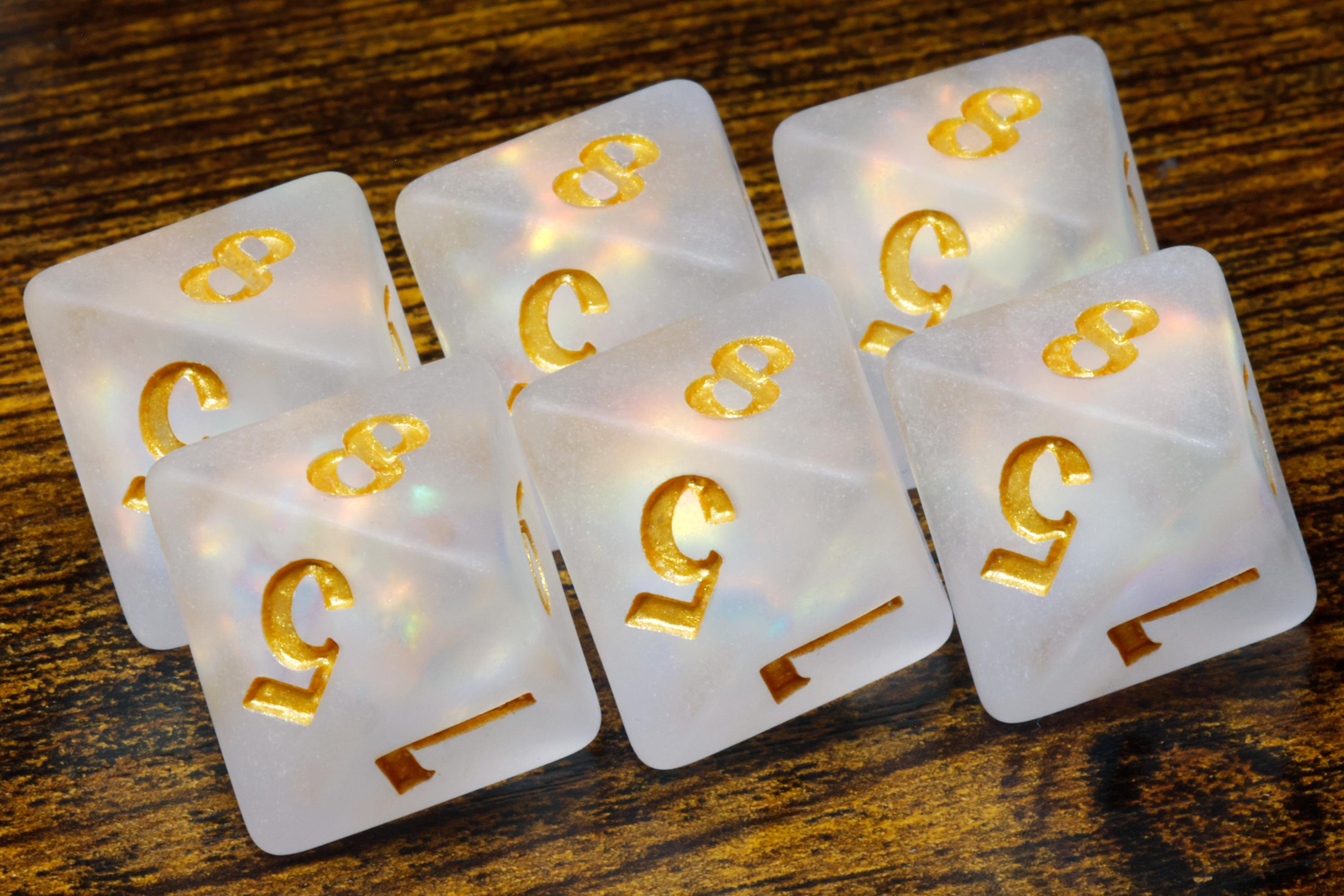 Paladin's Oath D8 Dice – Frosted White with Holographic Foil