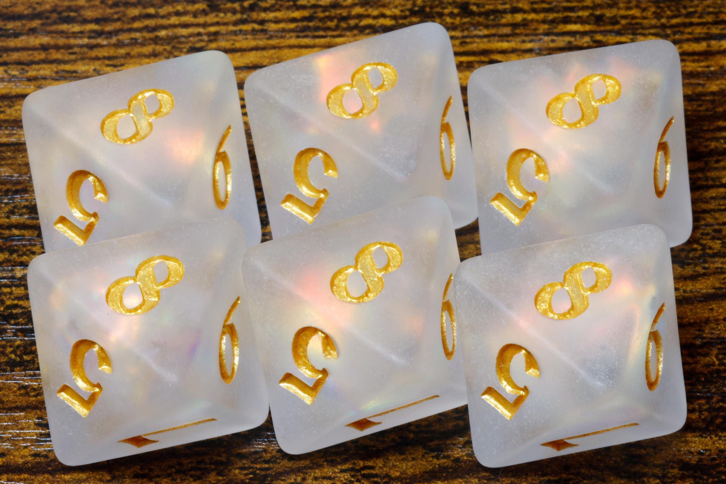 Paladin's Oath D8 Dice – Frosted White with Holographic Foil