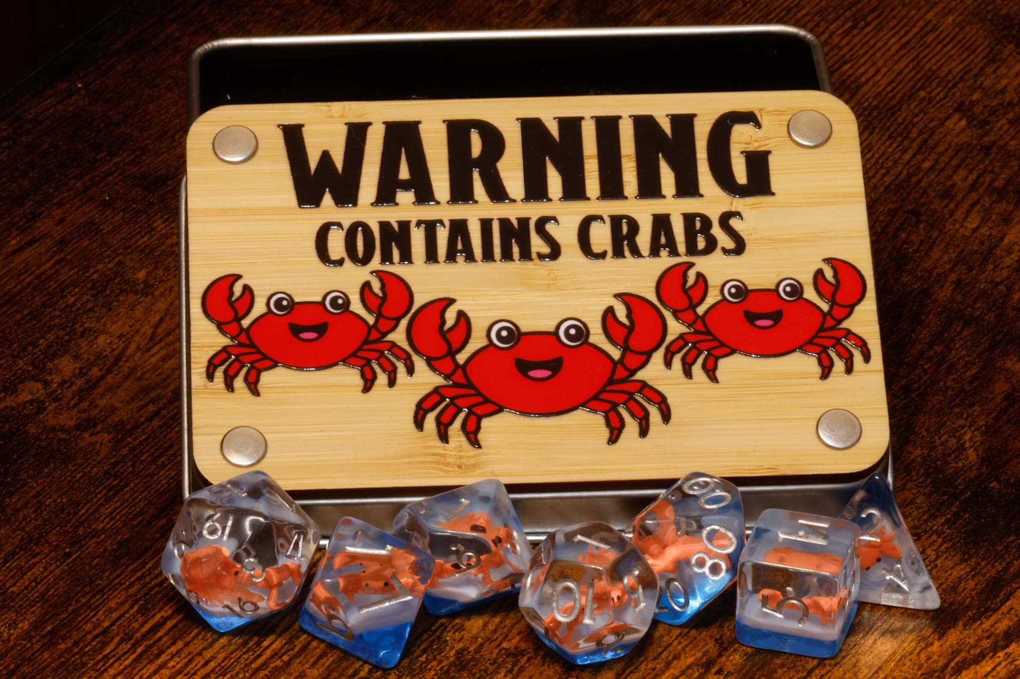 Crab Dice Set & Box – Crab Inclusions