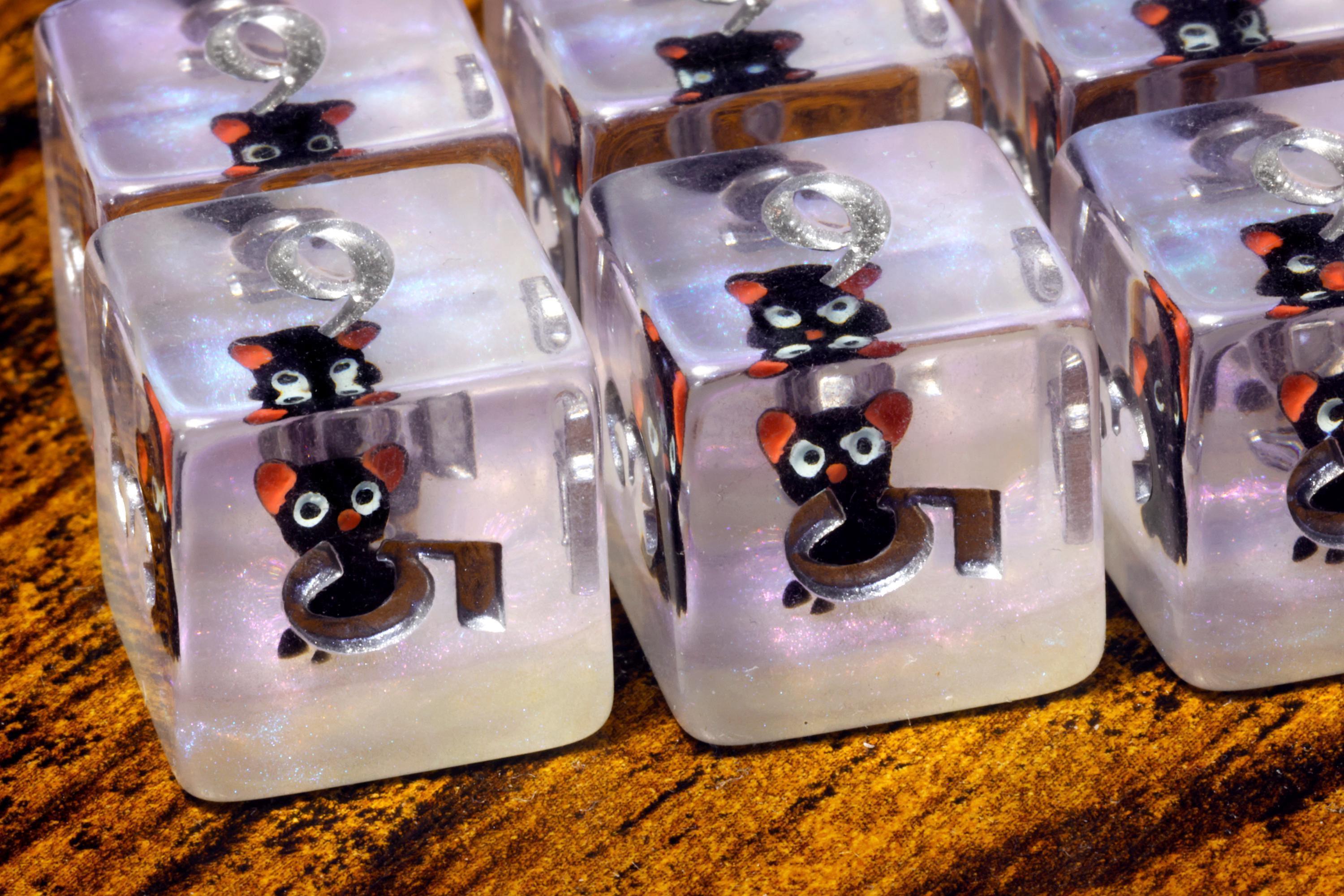 Black Cat D6 Dice – Black Cat Inclusions