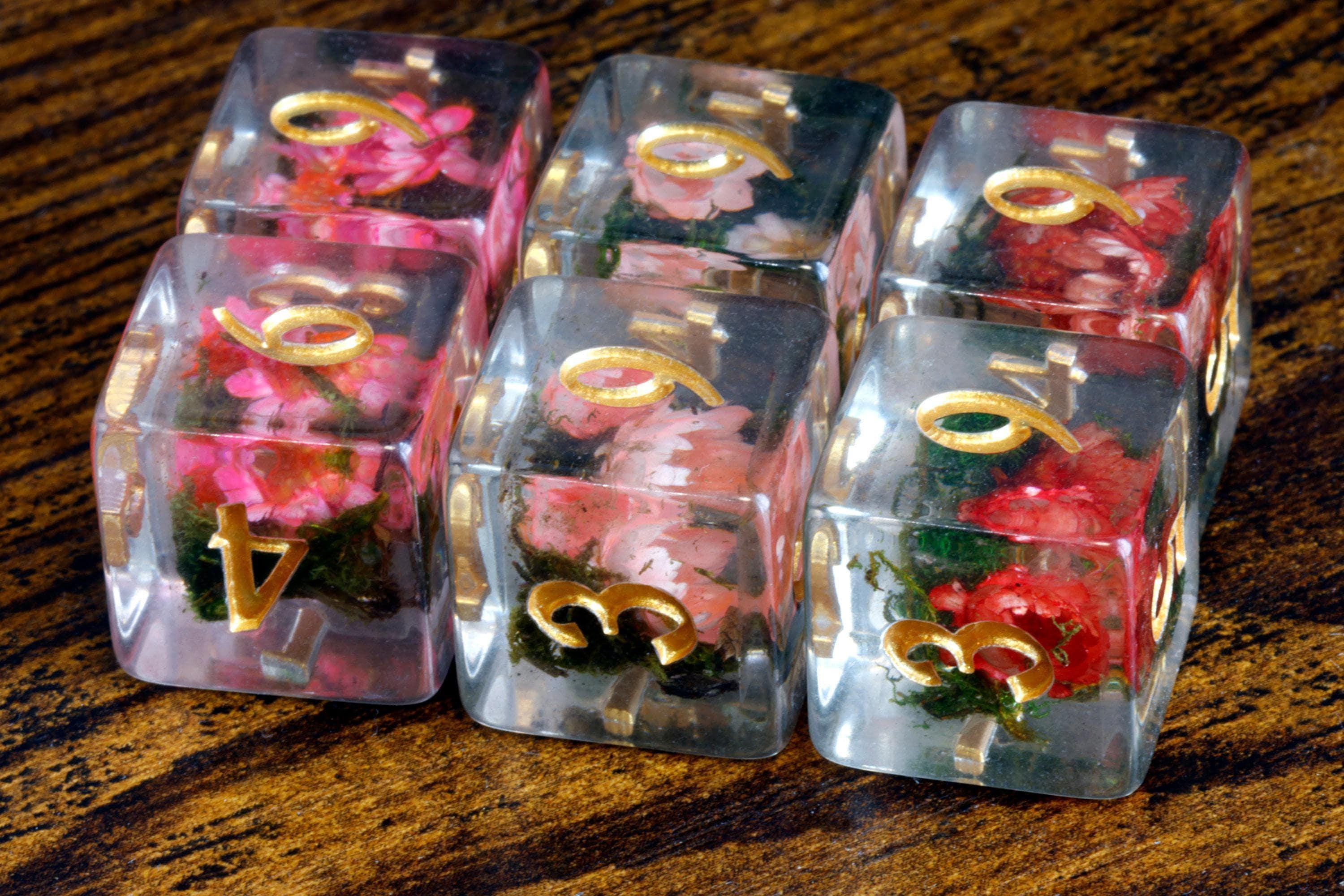 Rosy Bloom D6 Dice Set - Real Flowers