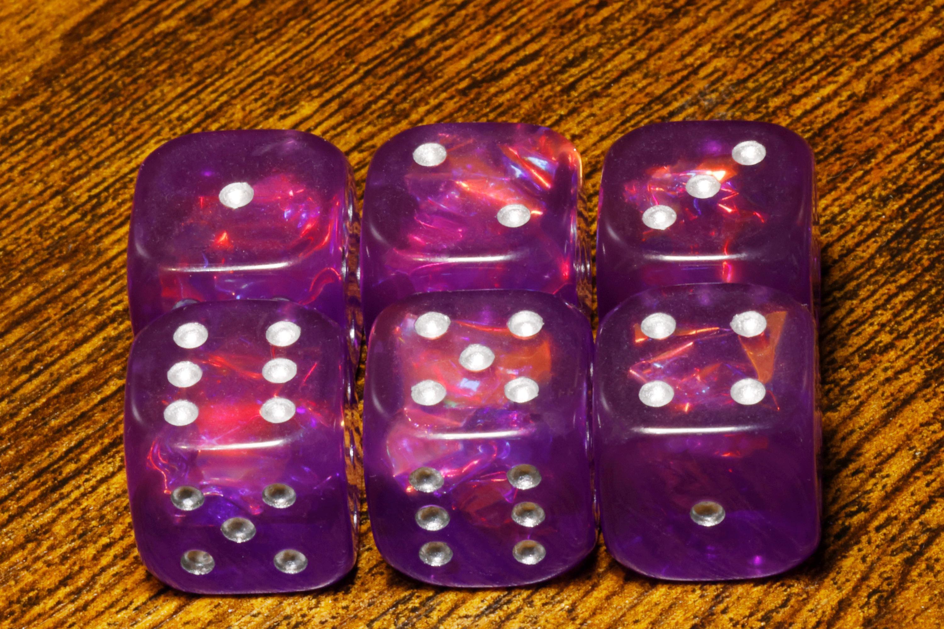Eldritch Opal Pip D6 Dice Set - Purple Holographic
