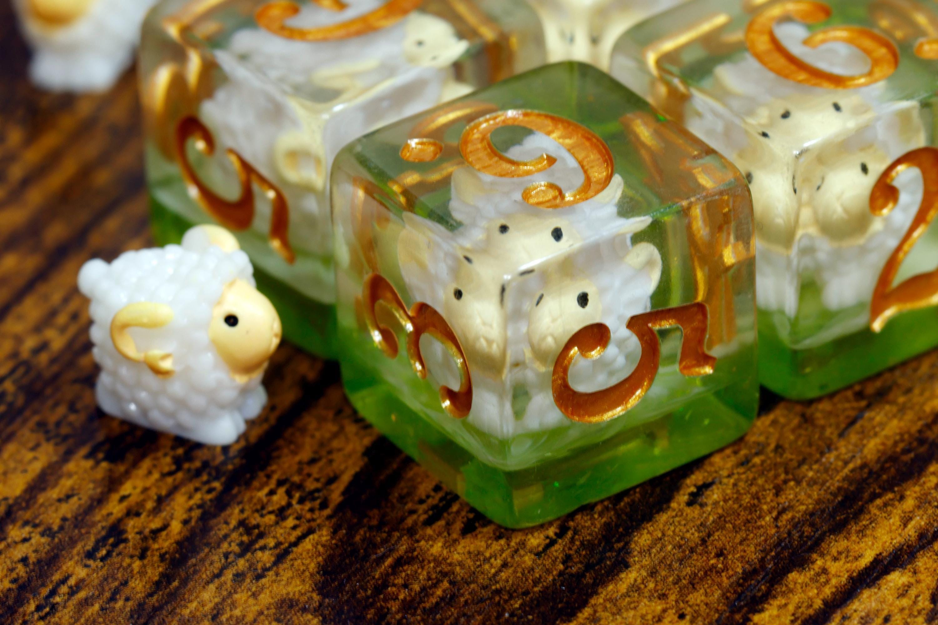 Shepherd's Luck D6 Dice Set - Sheep Inside