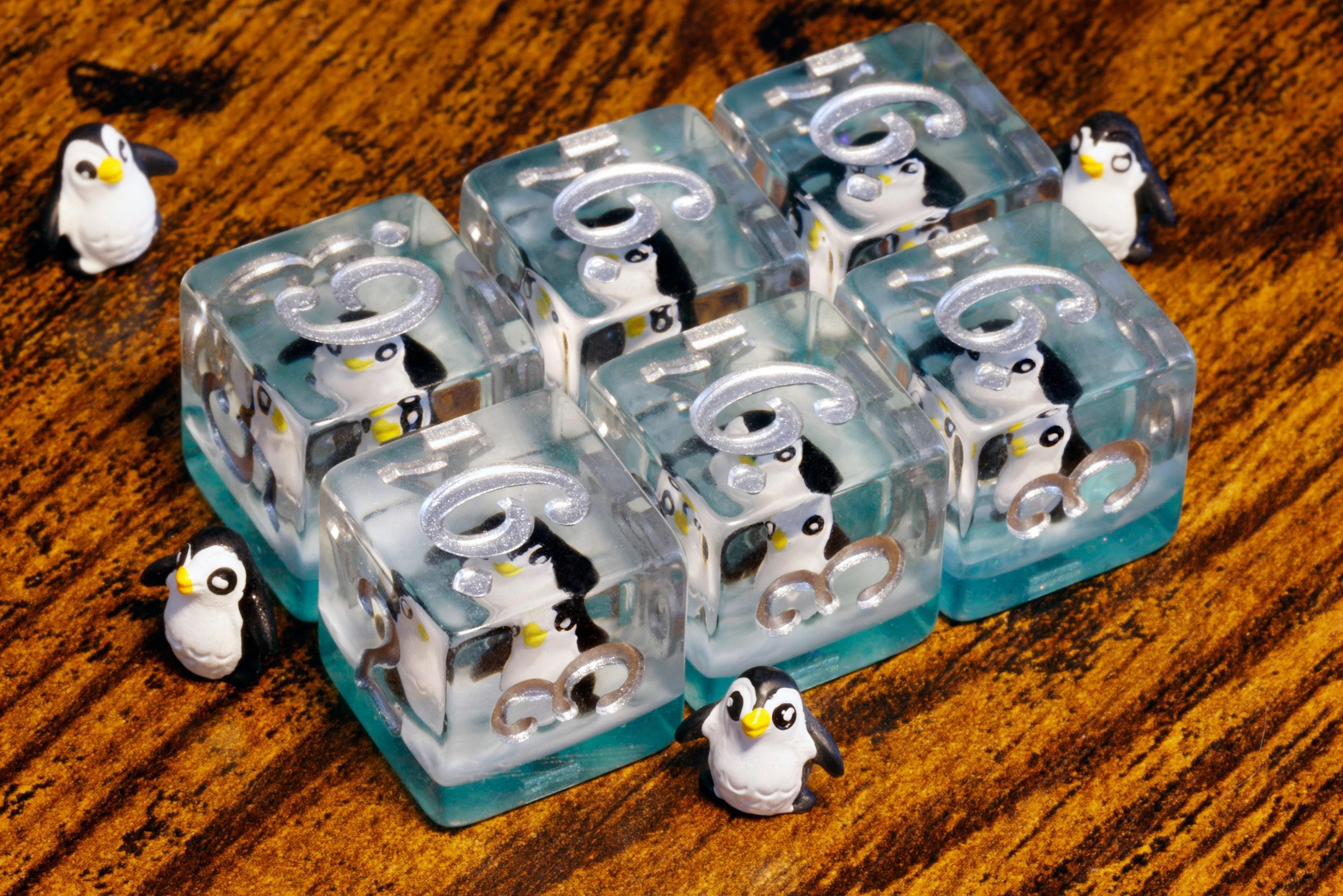 Penguin D6 Dice – Penguins on Blue Icy Layers