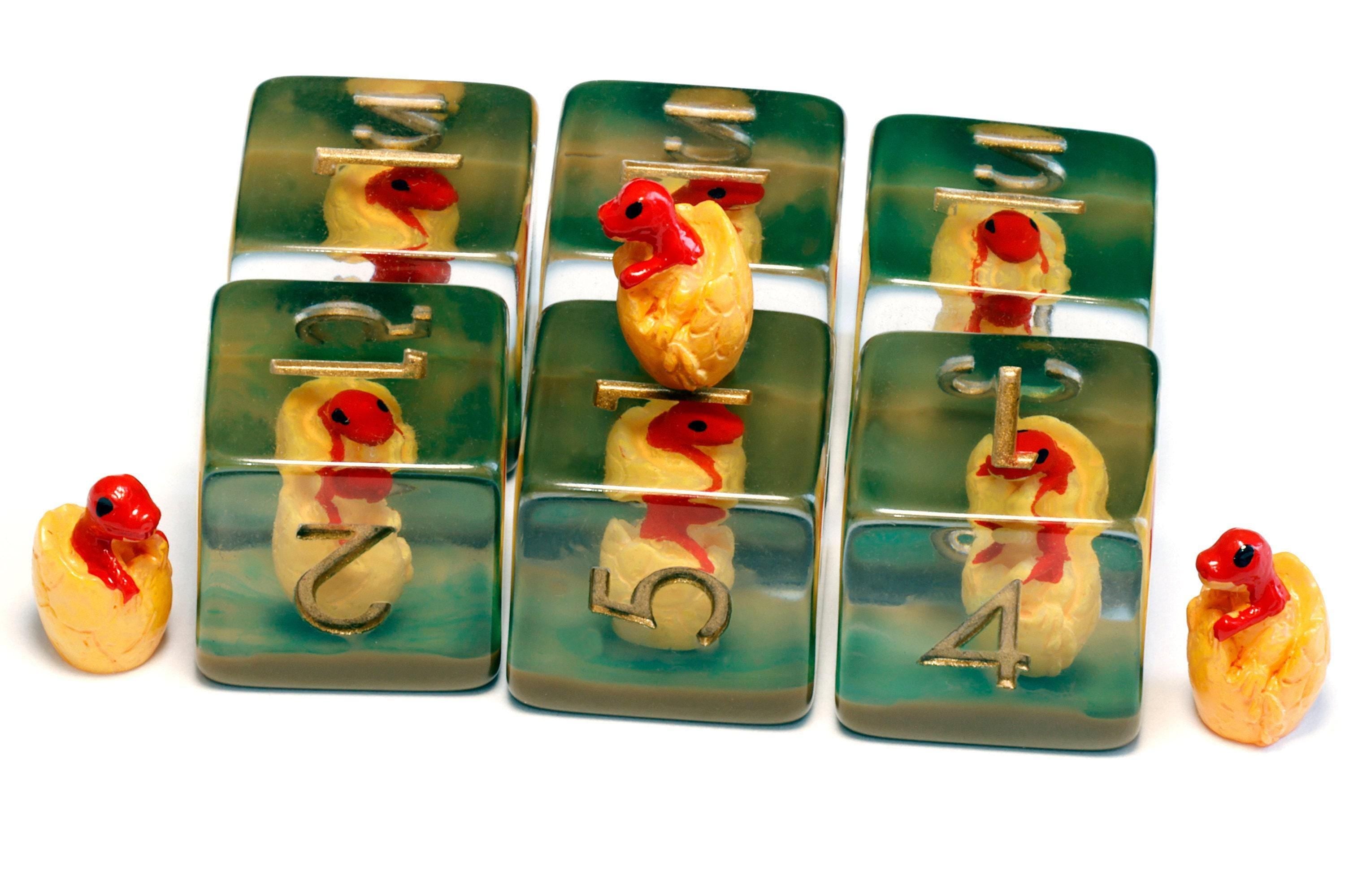 Red Dragon Hatchling D6 Dice Set - Dragon Inside