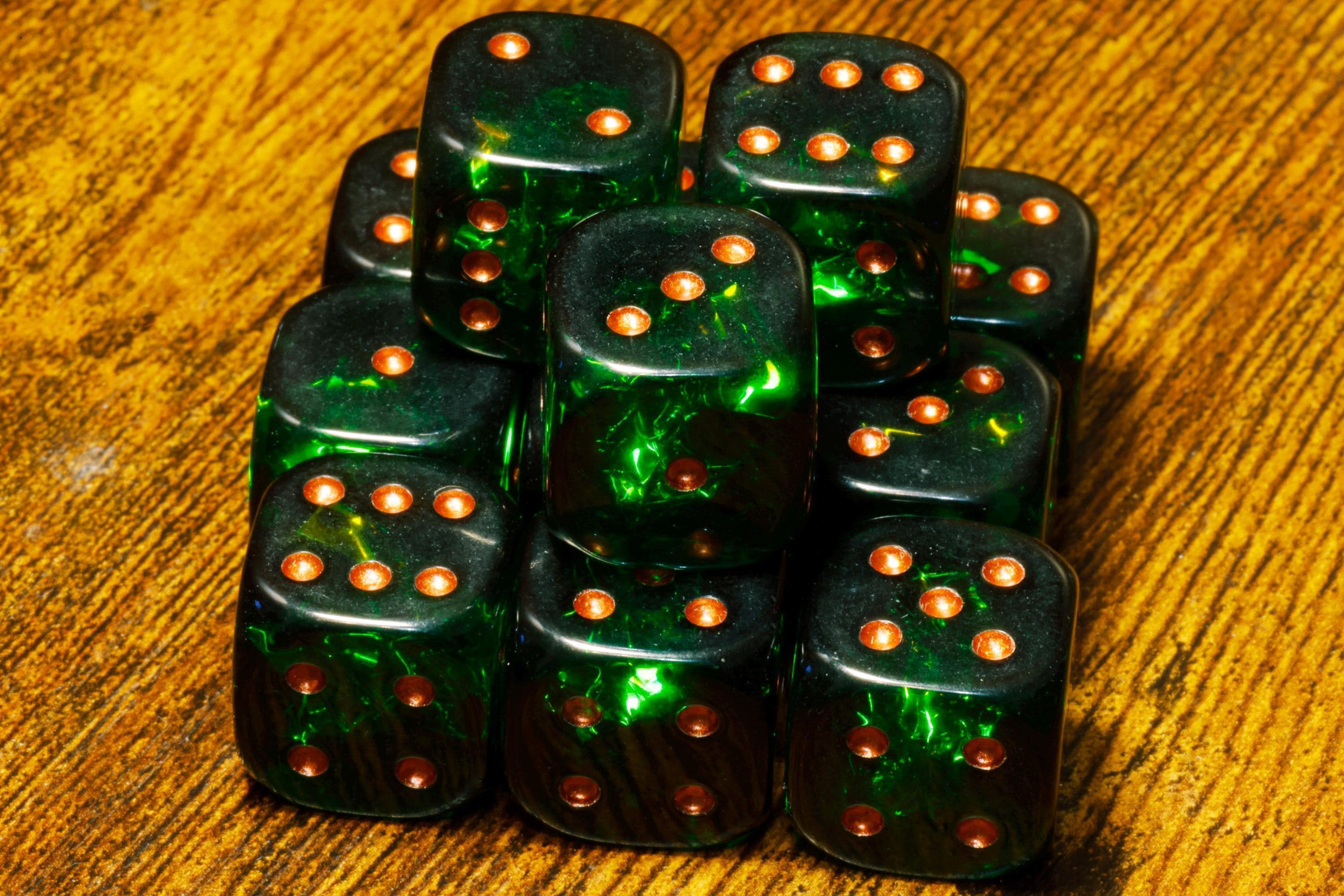 Verdant Opal Pip D6 Dice Set - Dark Green Holographic