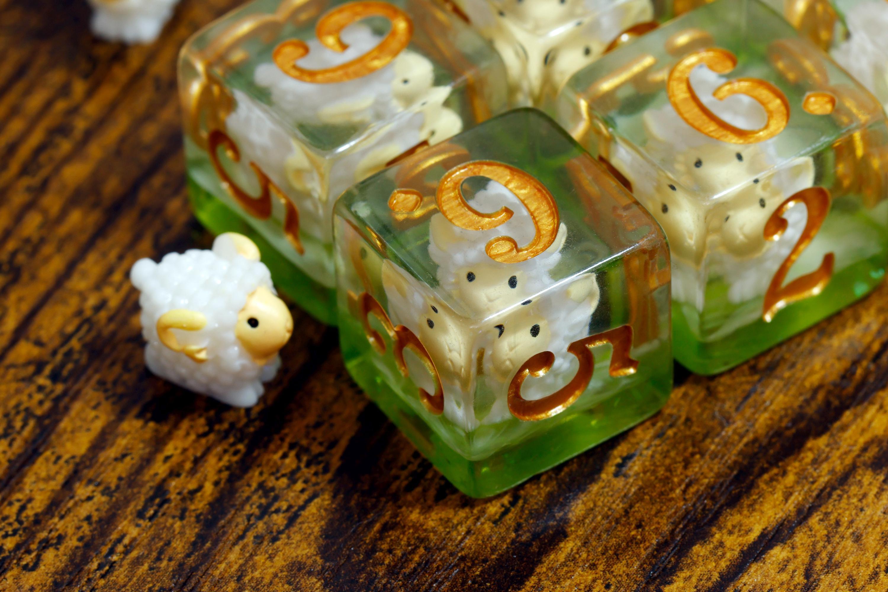 Shepherd's Luck D6 Dice Set - Sheep Inside