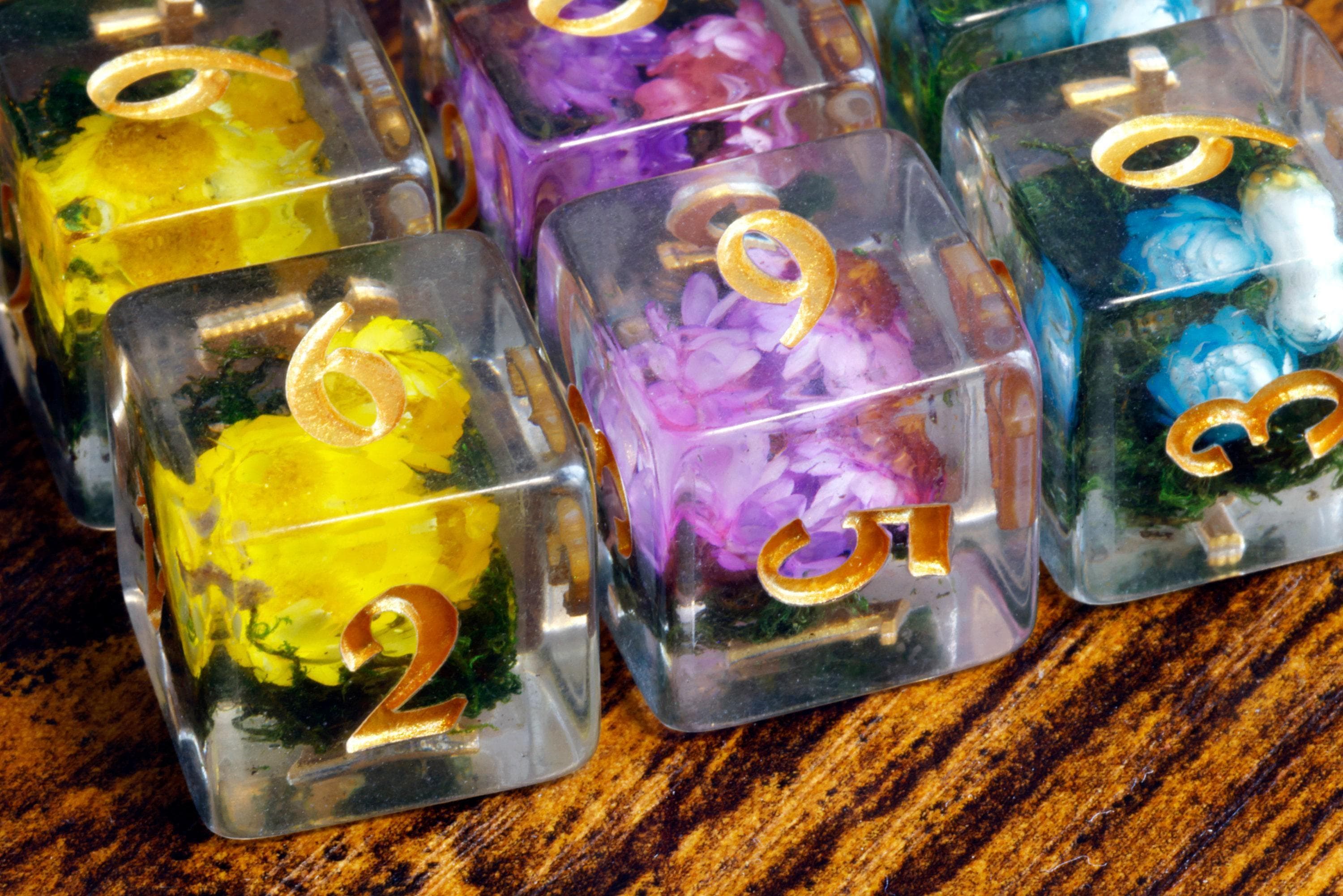 Prismatic Bloom D6 dice