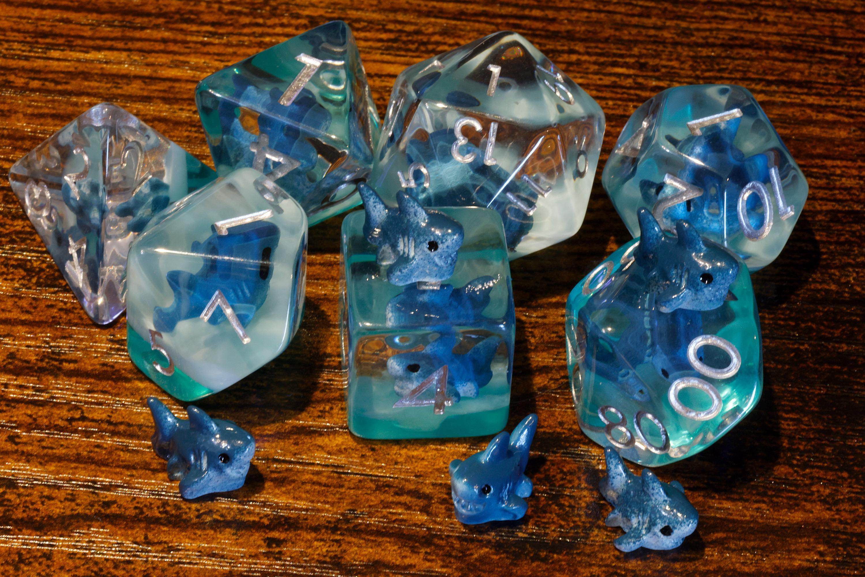 Shark 7-Piece Dice Set – Shark on Blue Sea Layer