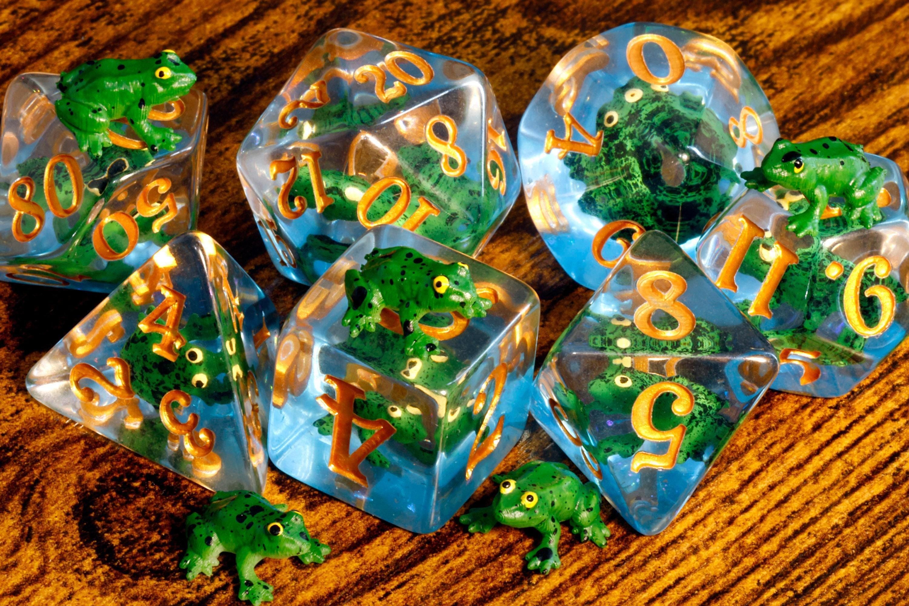 Natural History Frog Dice Box and Dice Set