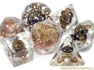 Gnome Tinkerer - Dice with gears in clear resin - The Wizard's Vault